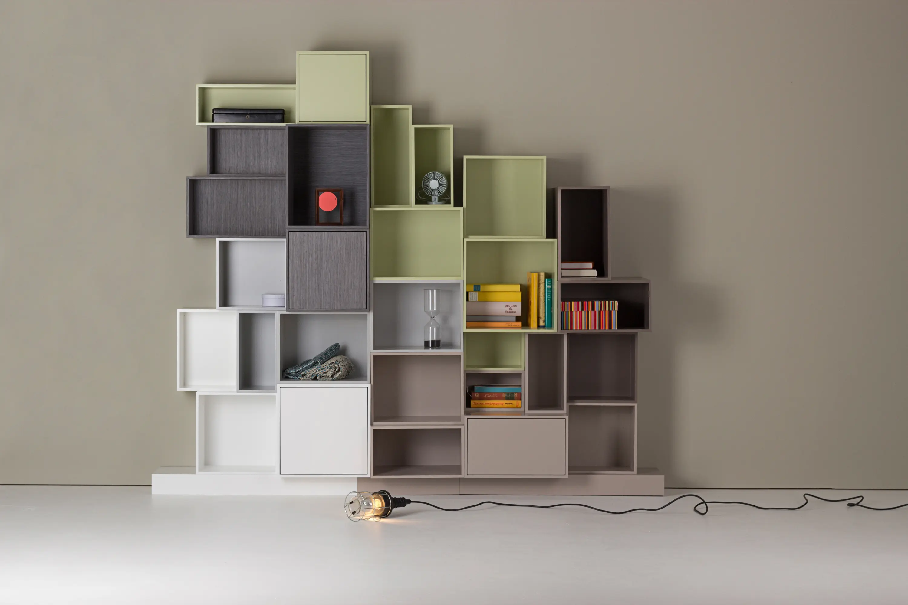 Cubit - Cubit shelving system