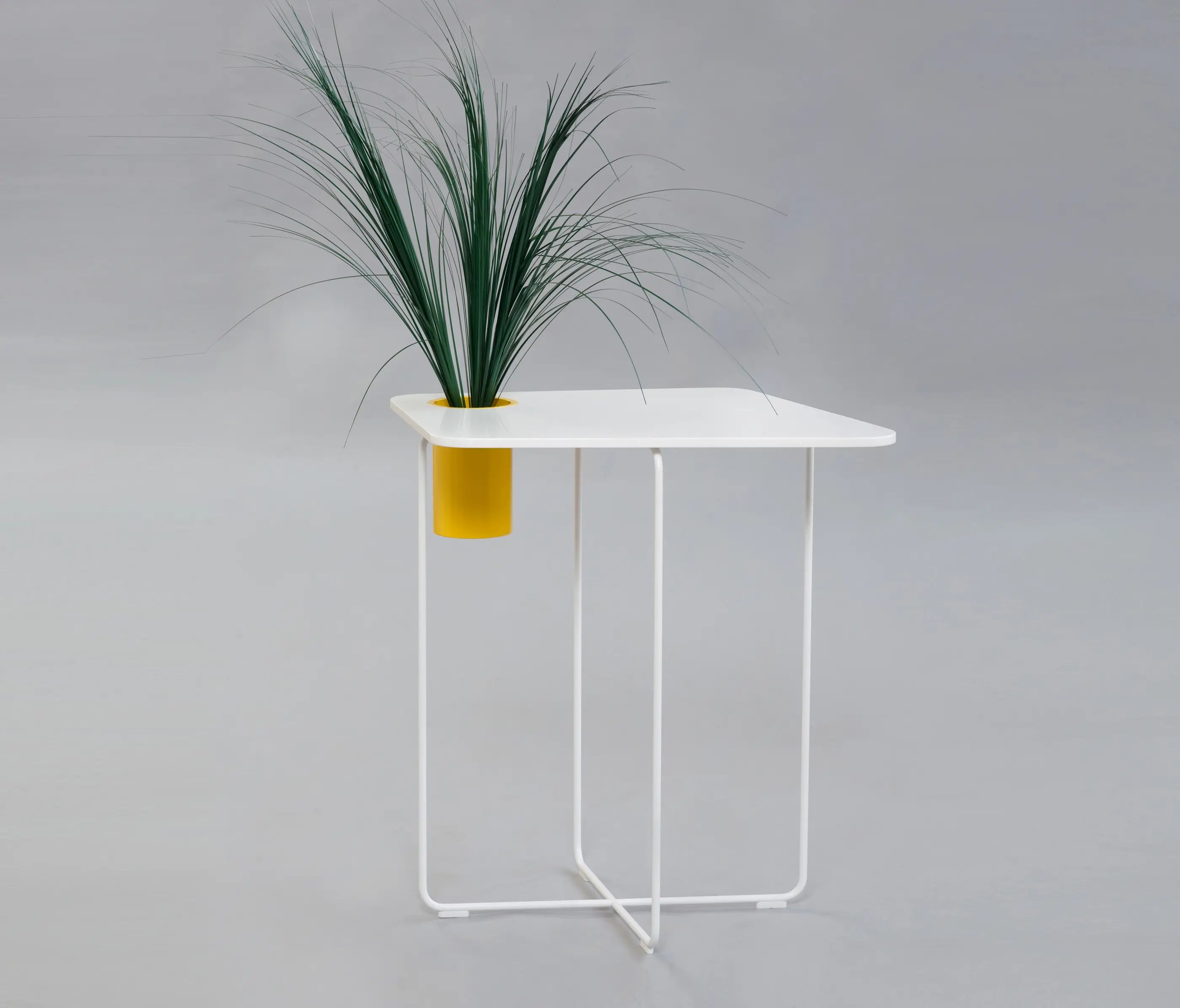AMOS DESIGN - Table No. 2