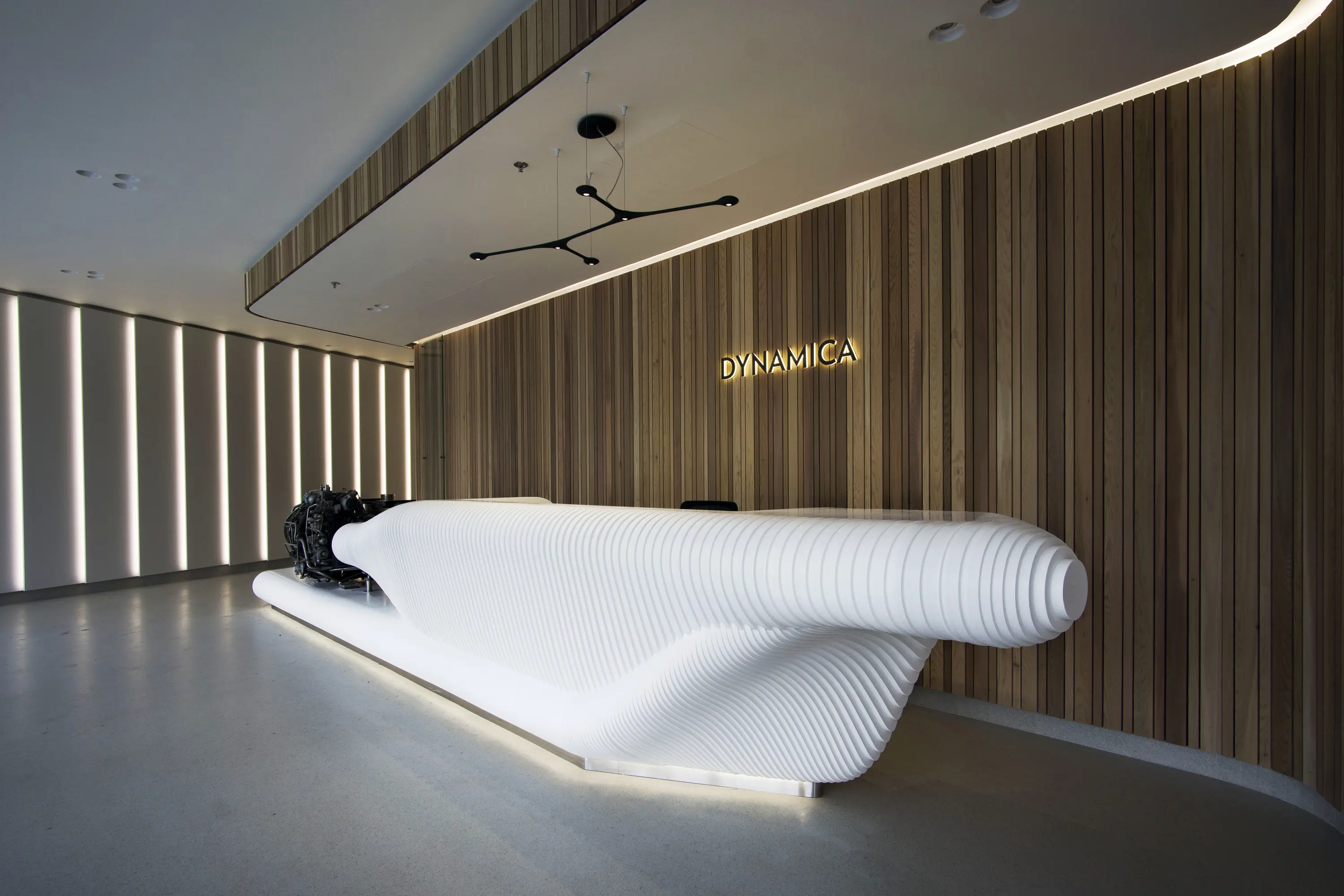 AMOS DESIGN - Dynamica reception desk
