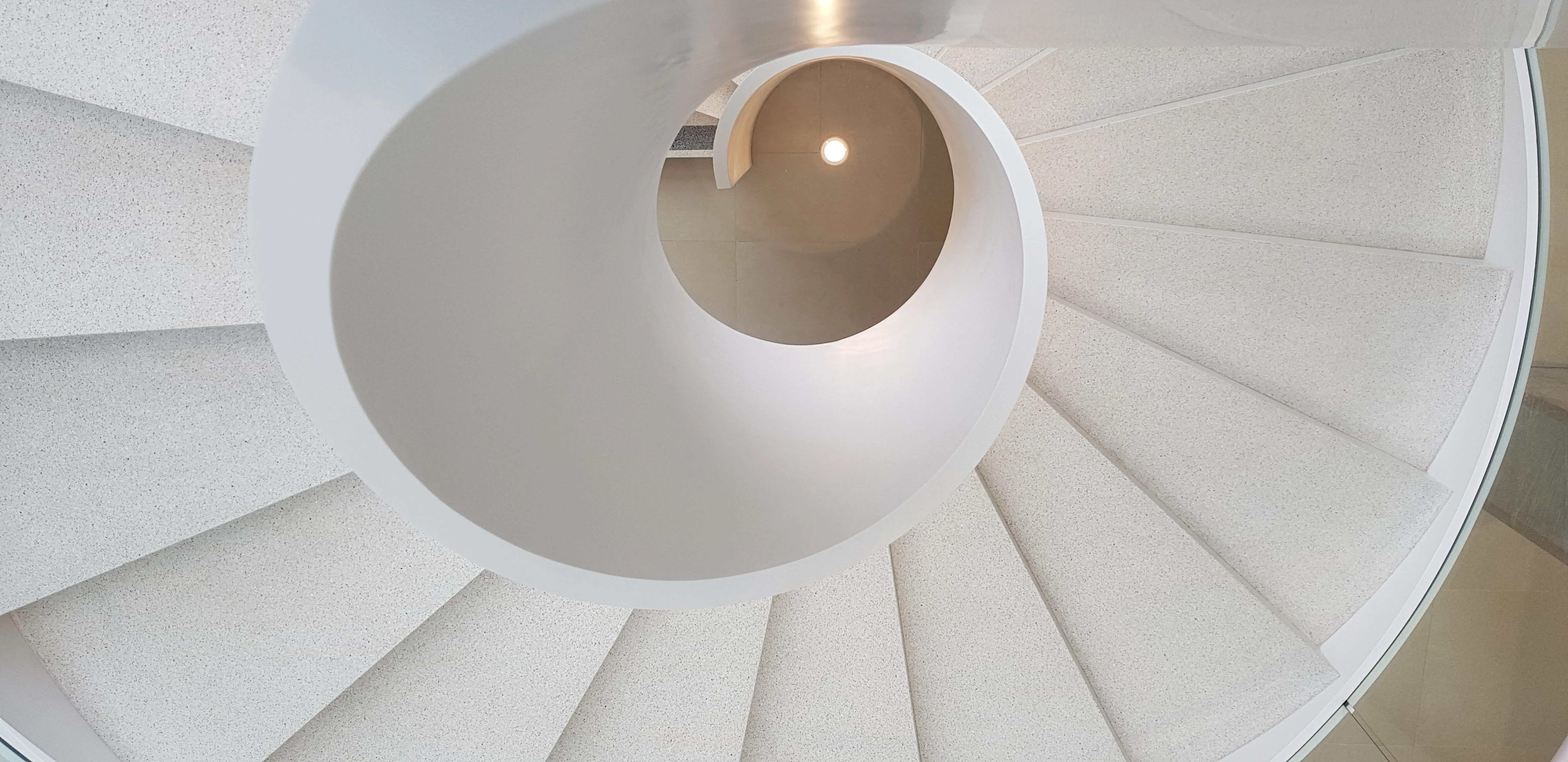 AMOS DESIGN - CHURCHILL escaleras