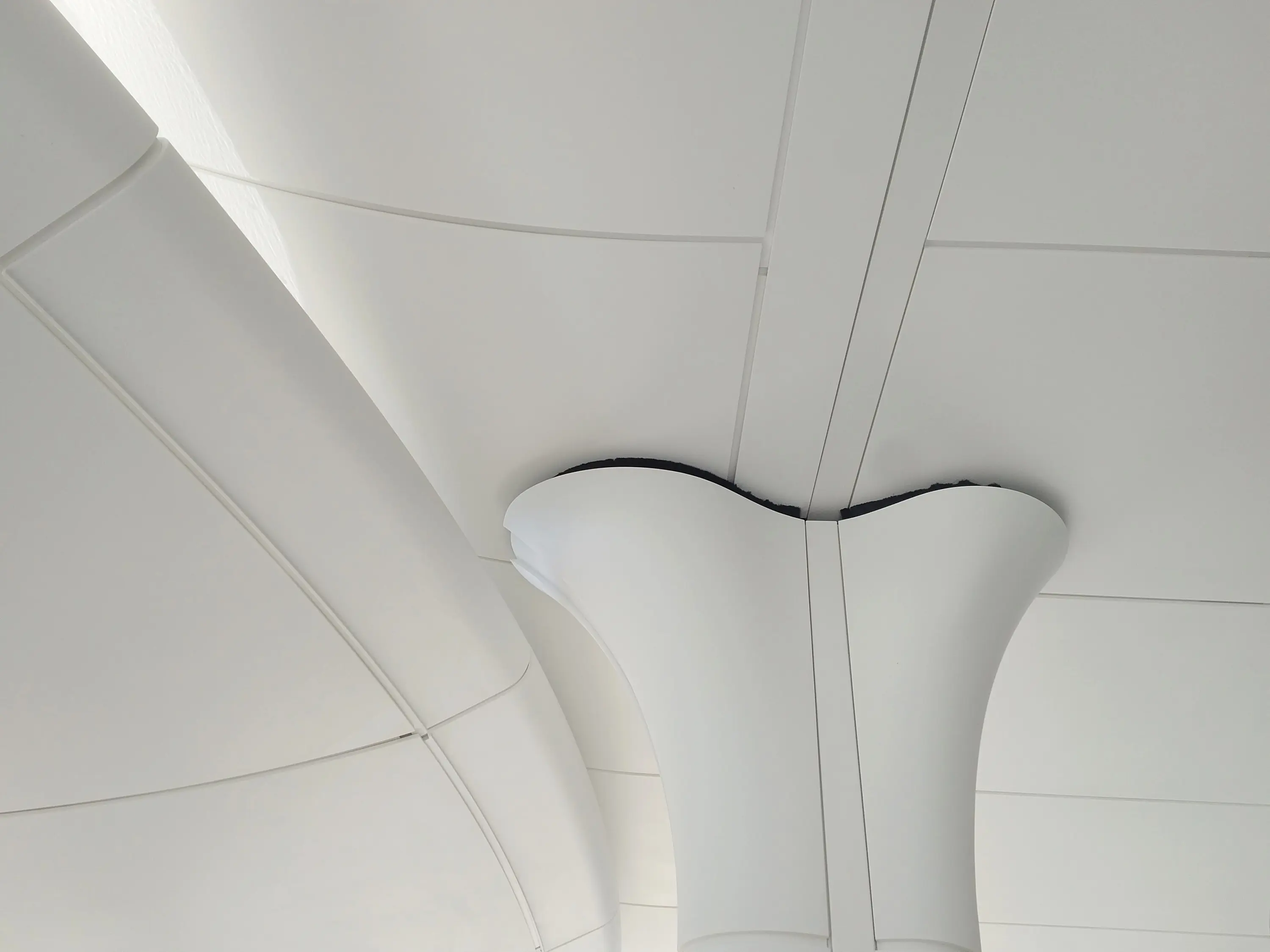 AMOS DESIGN - Shaped building cladding