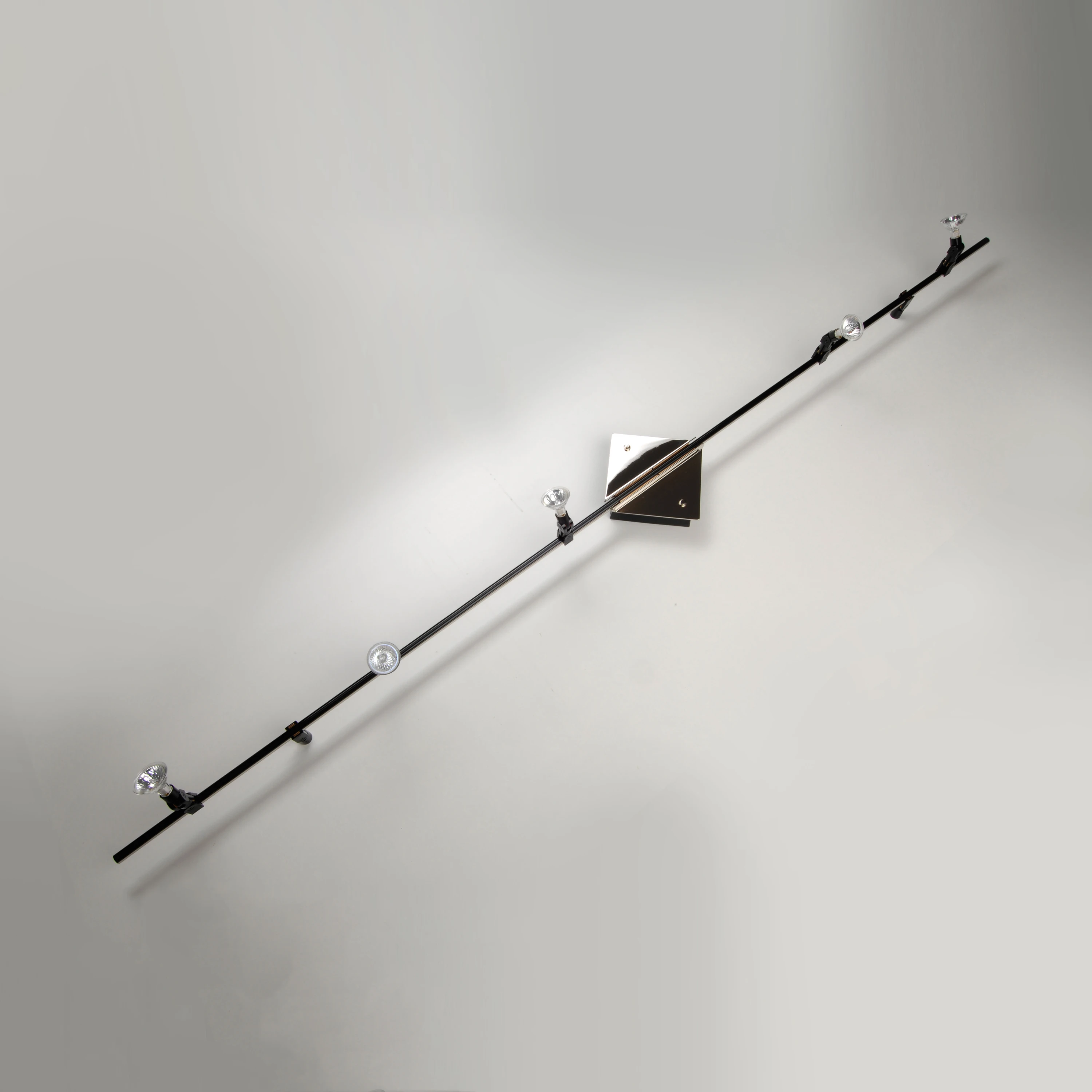 CONDUCTION RAIL SYSTEMS