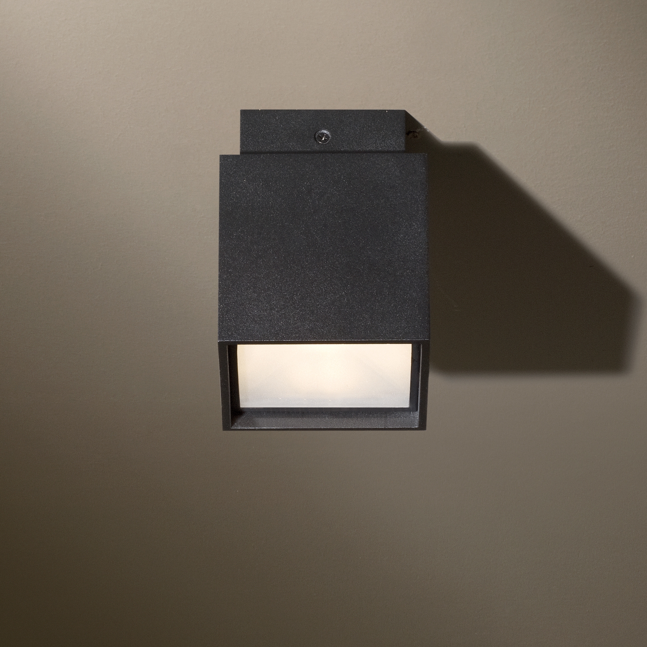 Display product Bart from manufacturer TAL