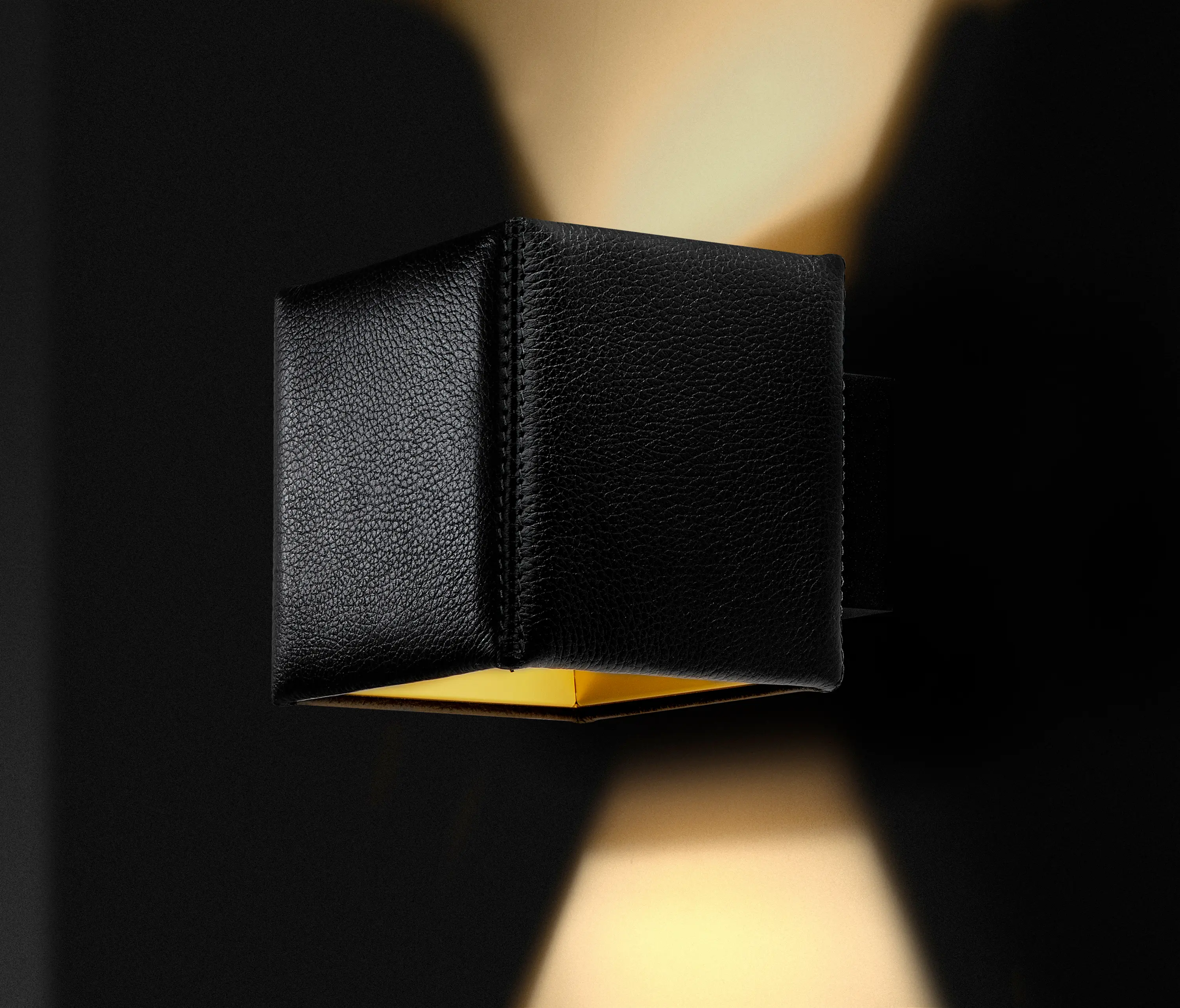 TAL - Dart Leather