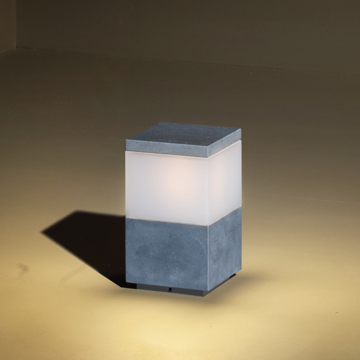 Produkt Menhir Blackout des Herstellers TAL anzeigen
