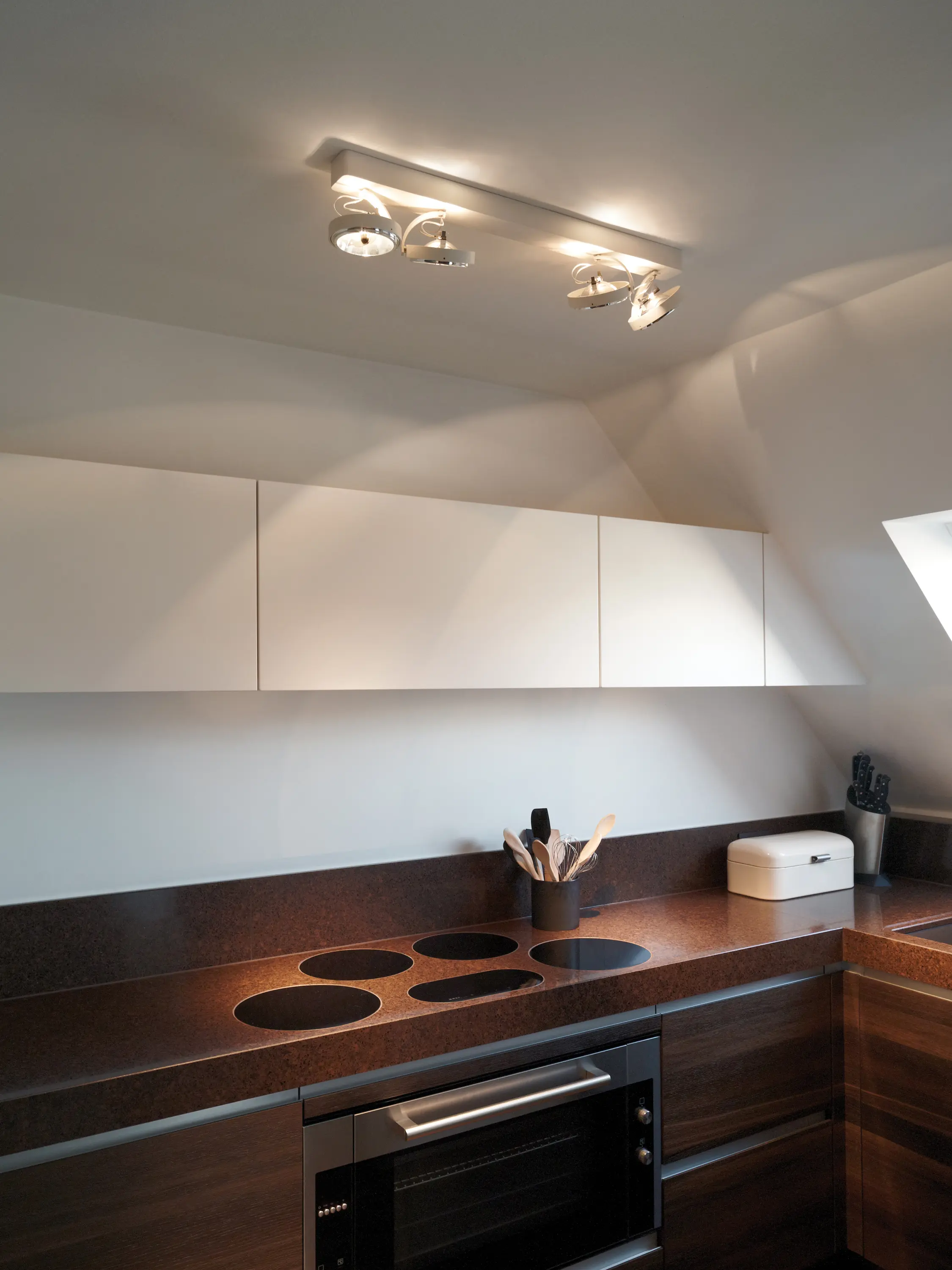 Trizo21 - Pin-Up 1 square