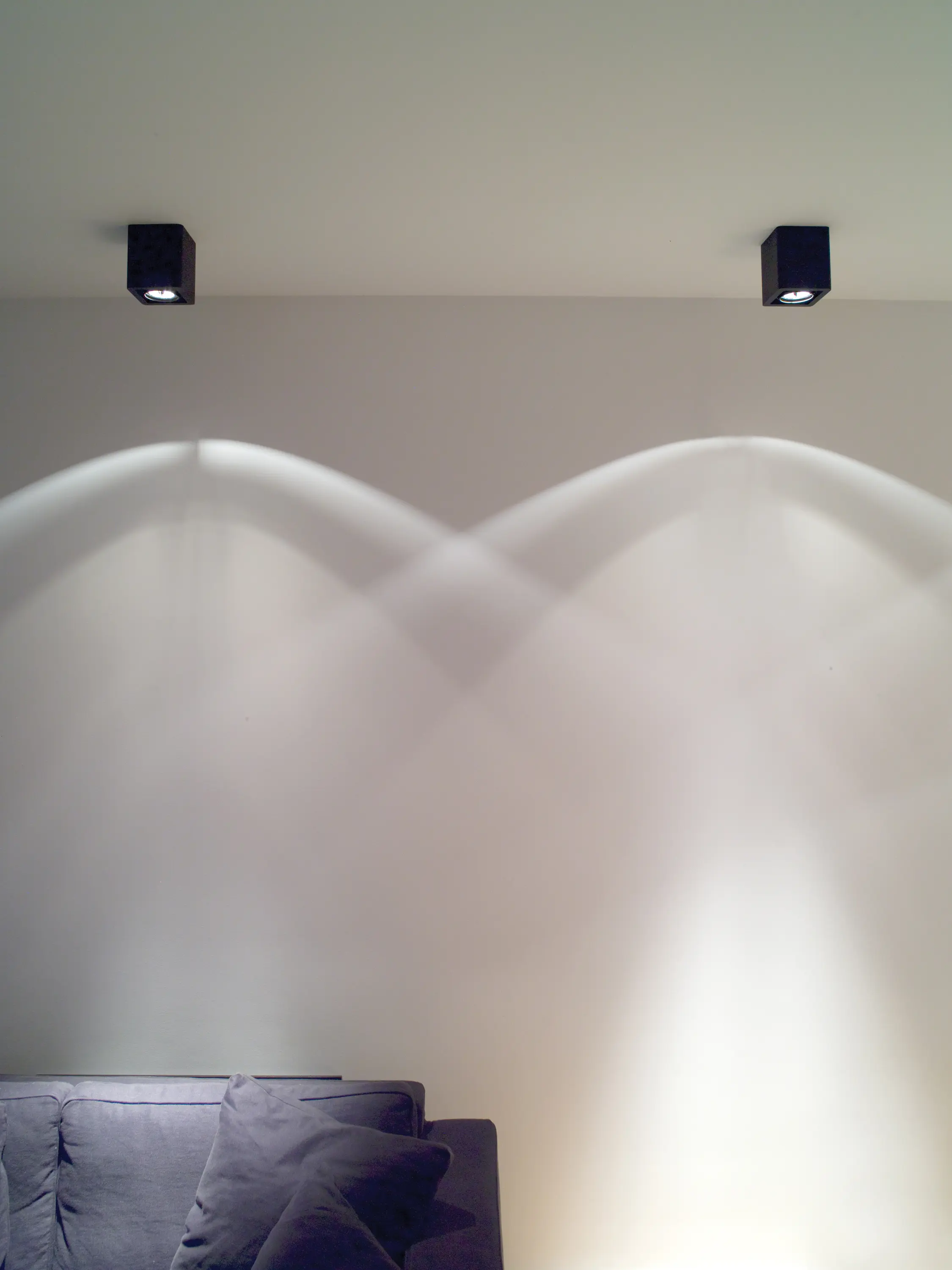 Trizo21 - R51 RIMLESS LED