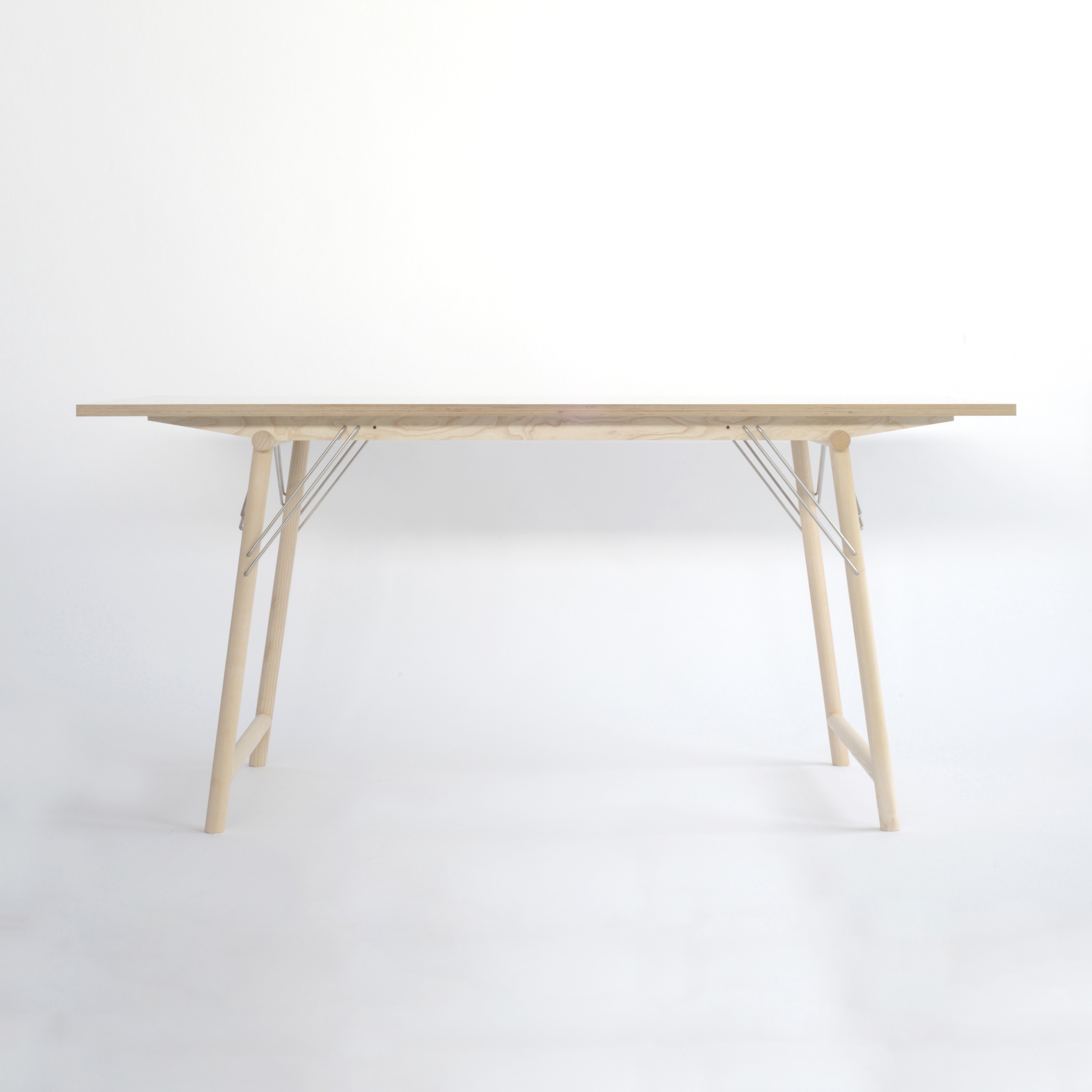 Produkt STM2 Tisch Lilly des Herstellers THISMADE anzeigen