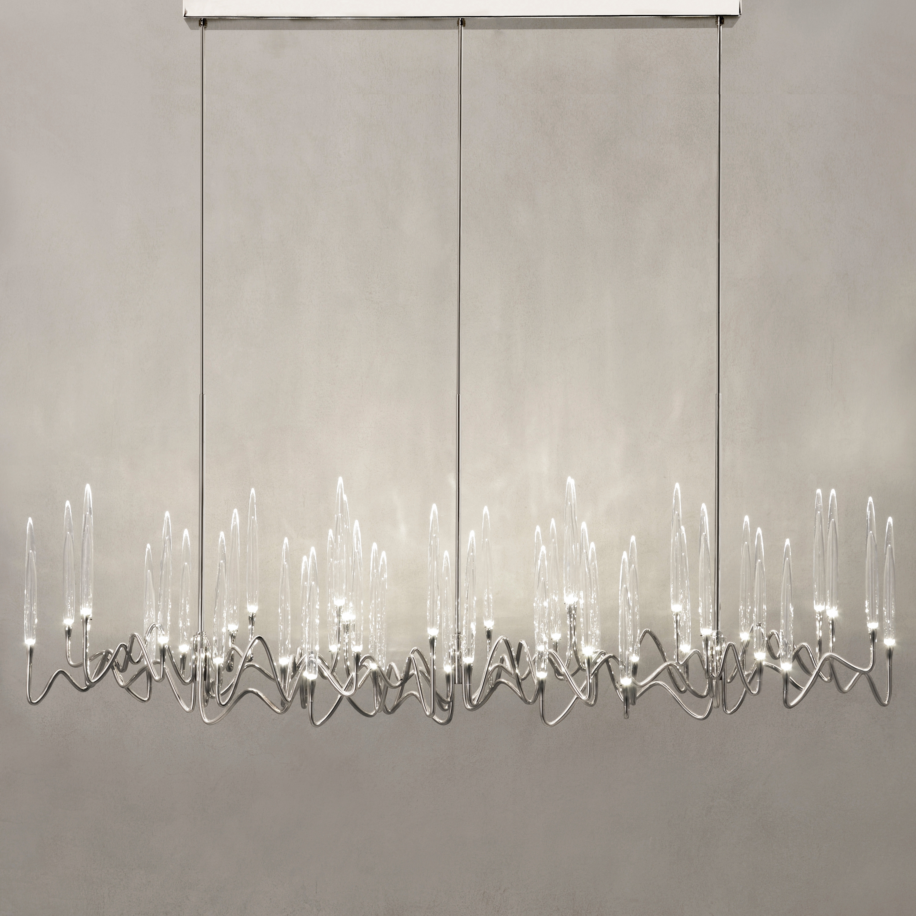 Display product IL PEZZO 3 LONG CHANDELIER from manufacturer Il Pezzo Mancante