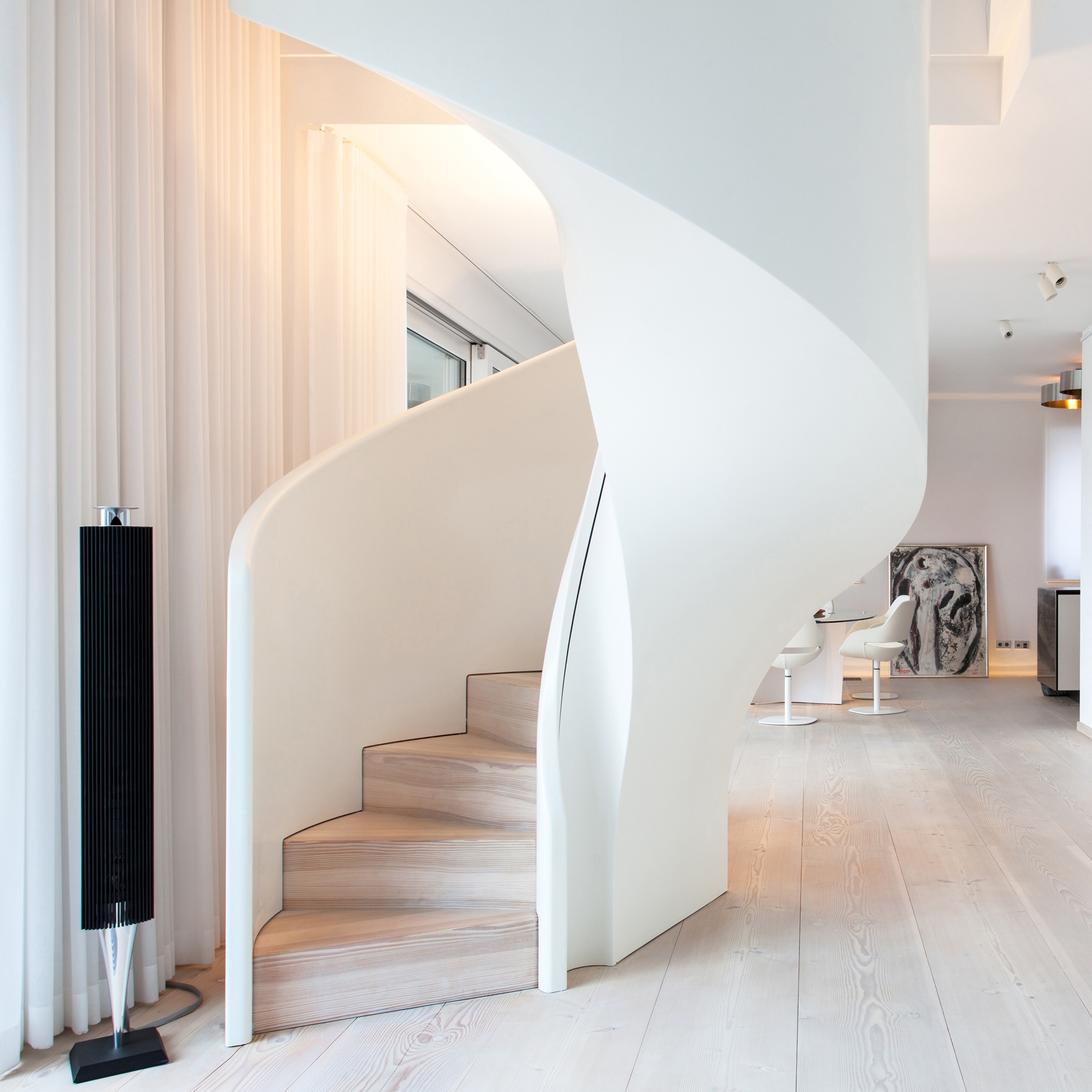 MODERN STAIRCASE