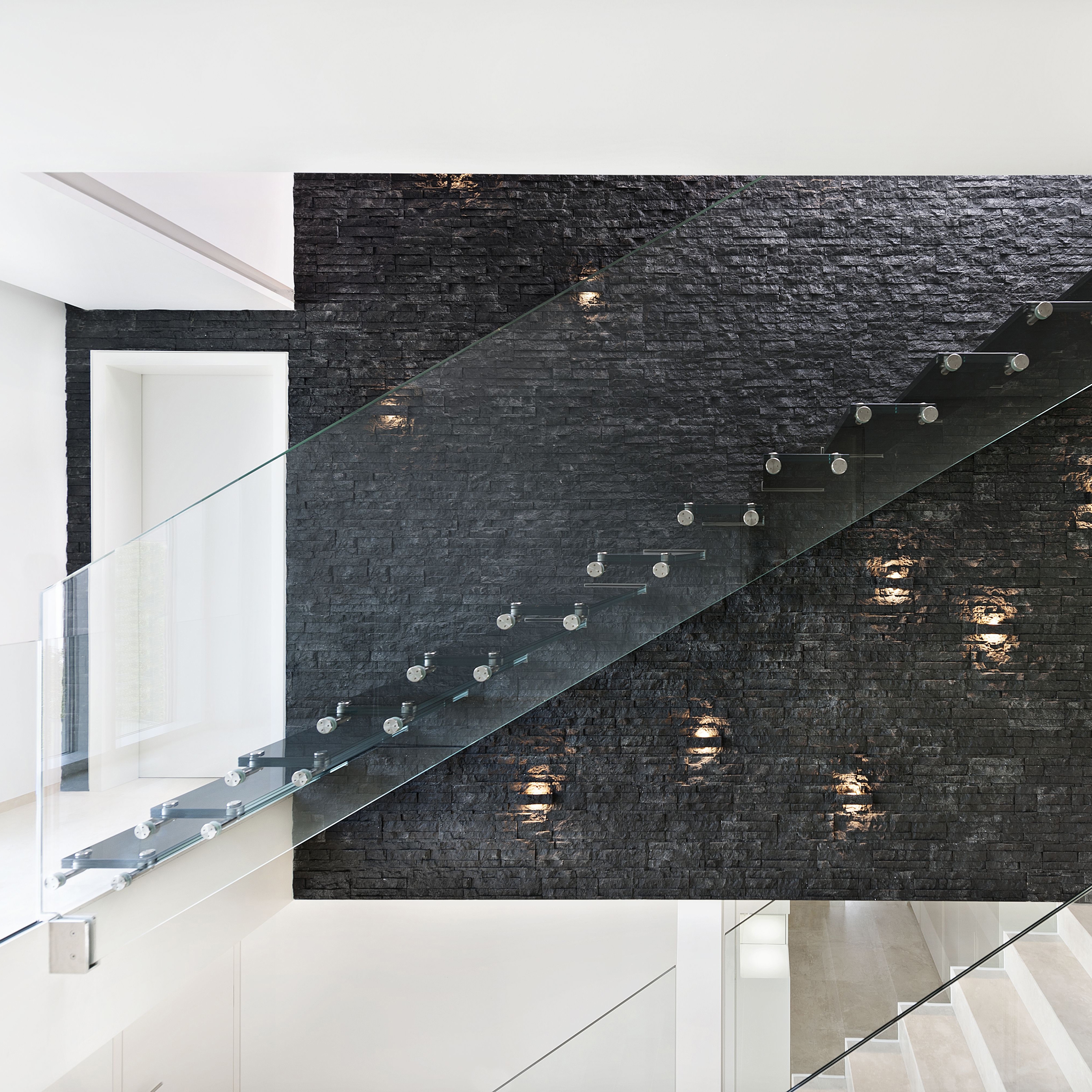 Vertoon produk Mistral Black van vervaardiger Siller Treppen