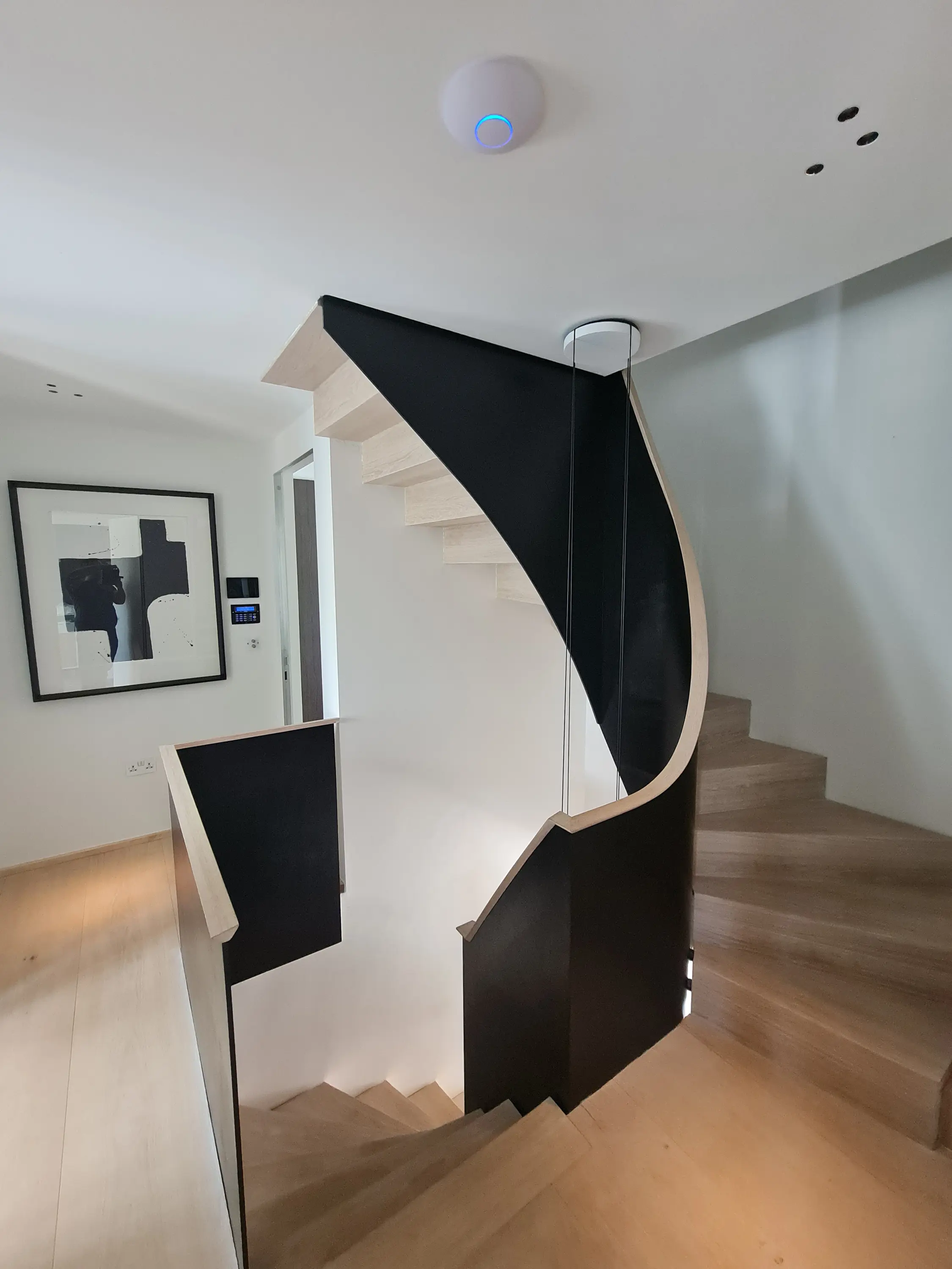 Siller Treppen - Zig Zag stair with flat steel balustrade