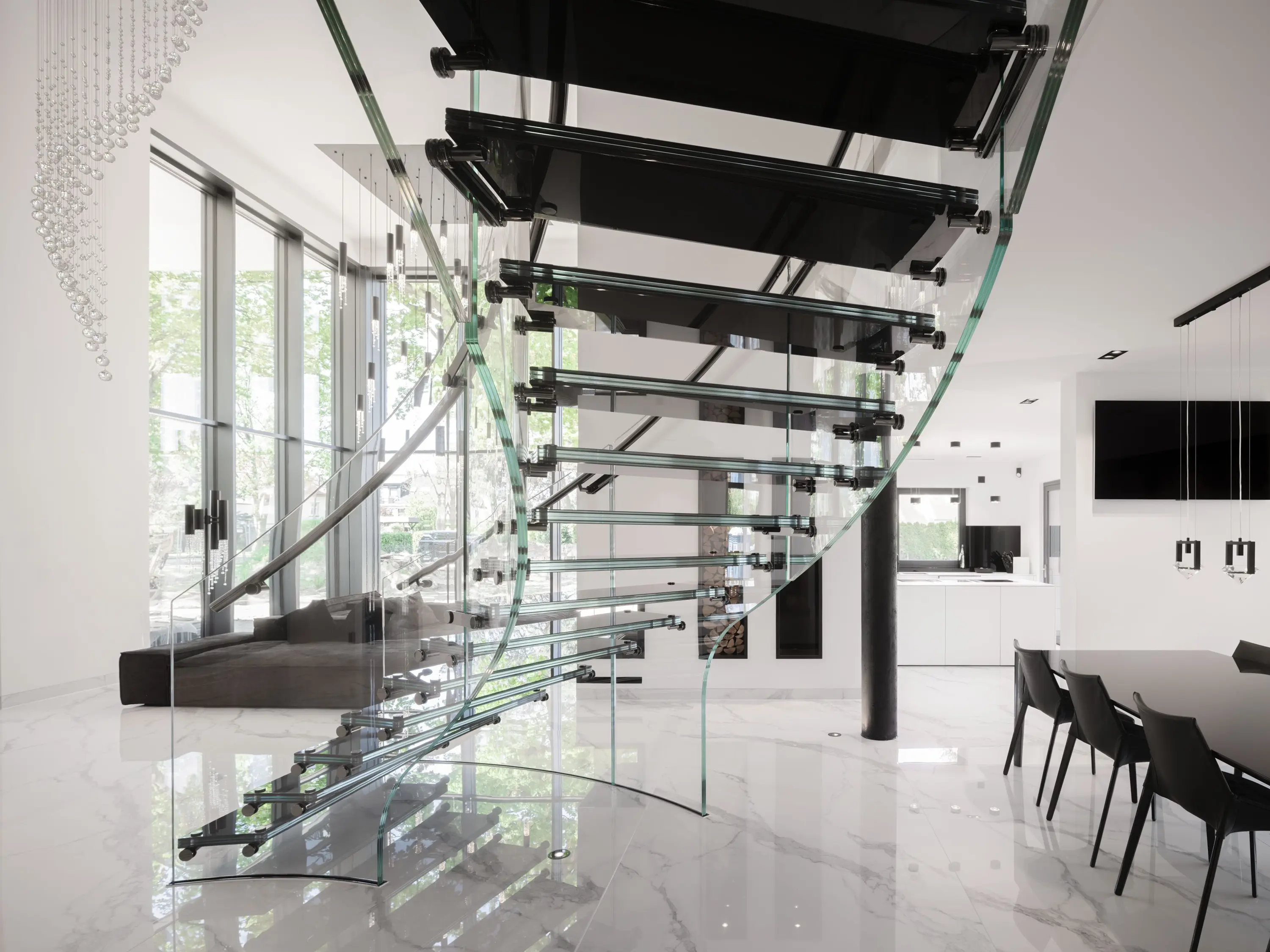 gallery-slide-0