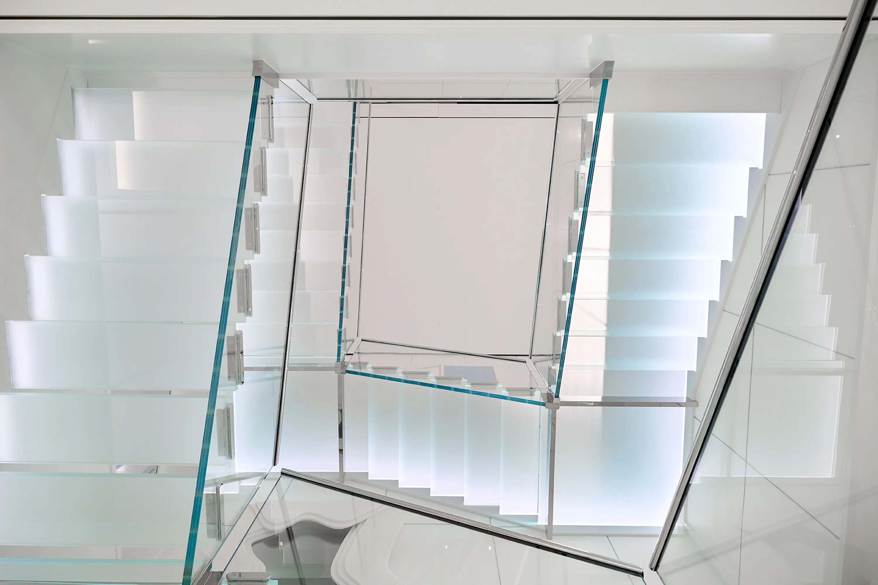 Siller Treppen - Glastreppe in der Schweiz
