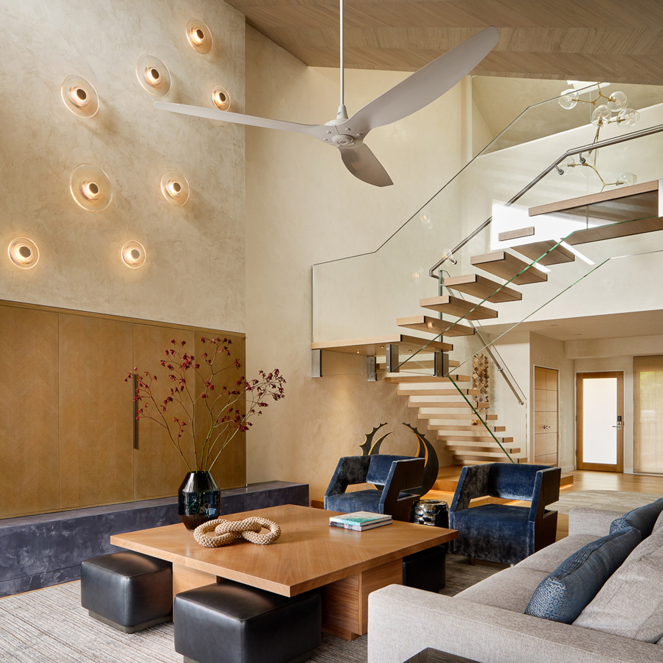 Display product Modern staircase design in Wailea Point, Hawaii: elegance meets functionality from manufacturer Siller Treppen
