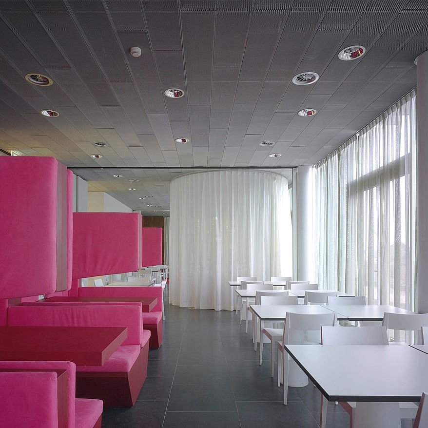 Mostra il prodotto Expanded Metal Ceilings | S1 Rhombos Clip-In System del produttore durlum