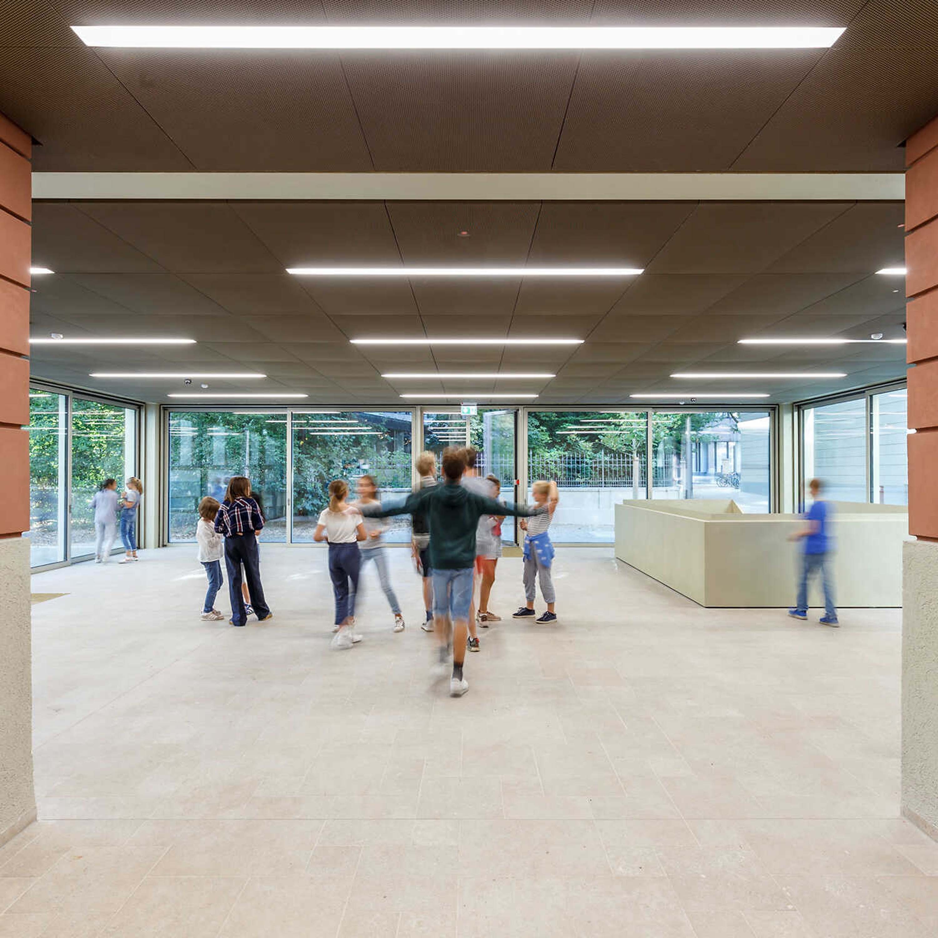 Display product Linear Luminaires | Omega 100 from manufacturer durlum