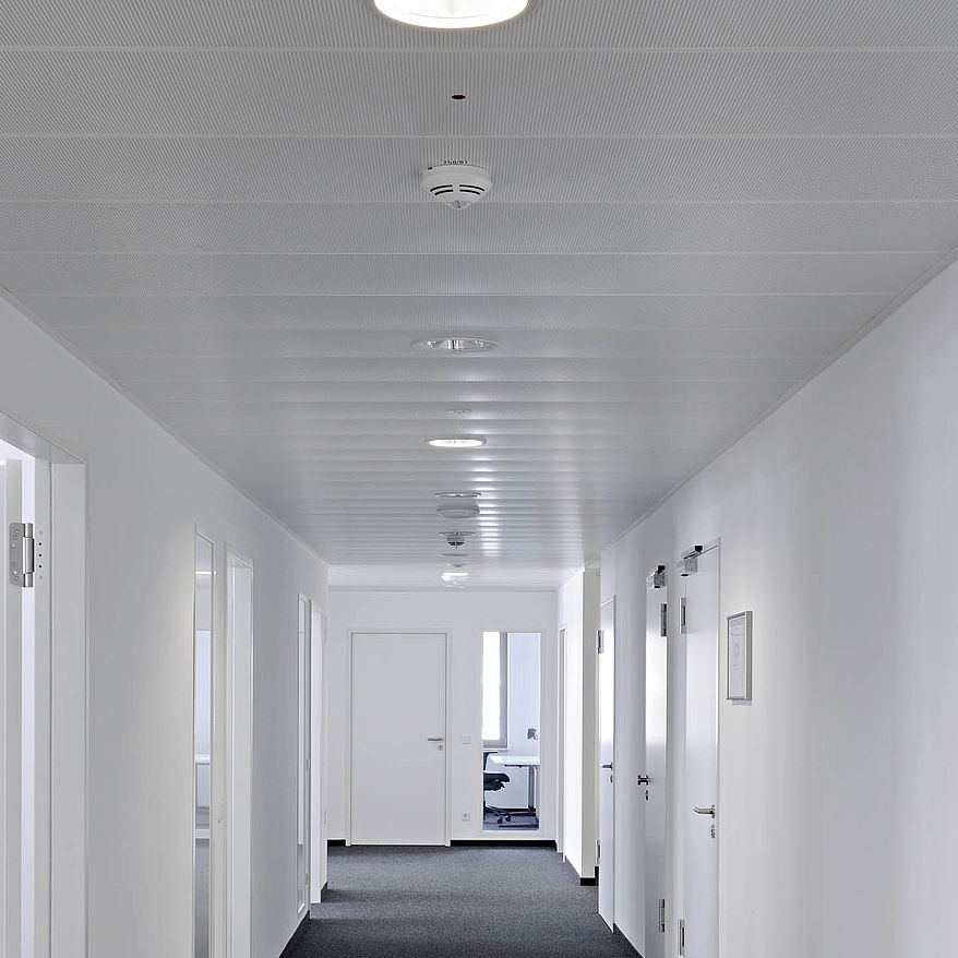 Display product Rectangular Metal Panels | FF2025 And FF025 Lay-In Systems from manufacturer durlum
