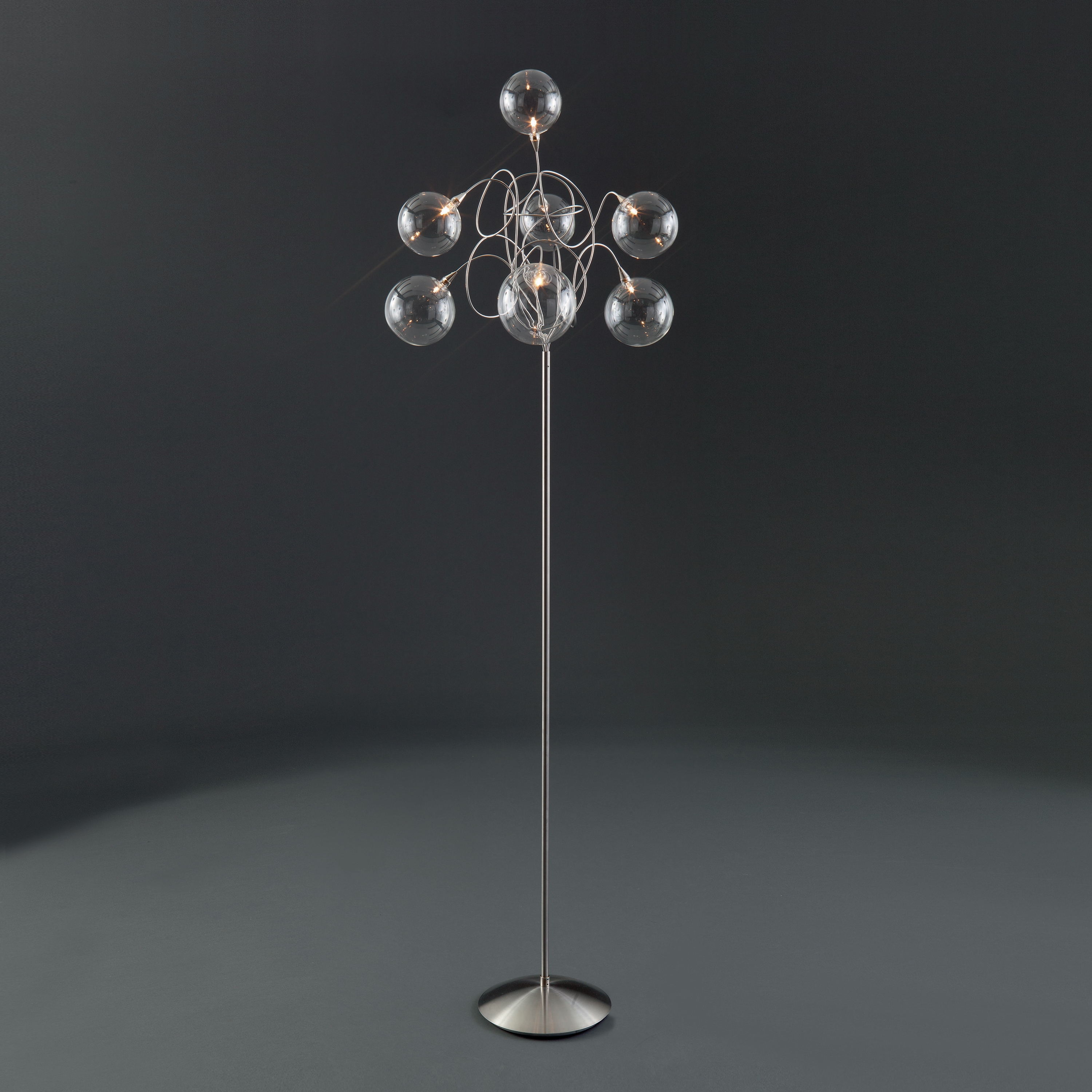FLOOR LAMPS