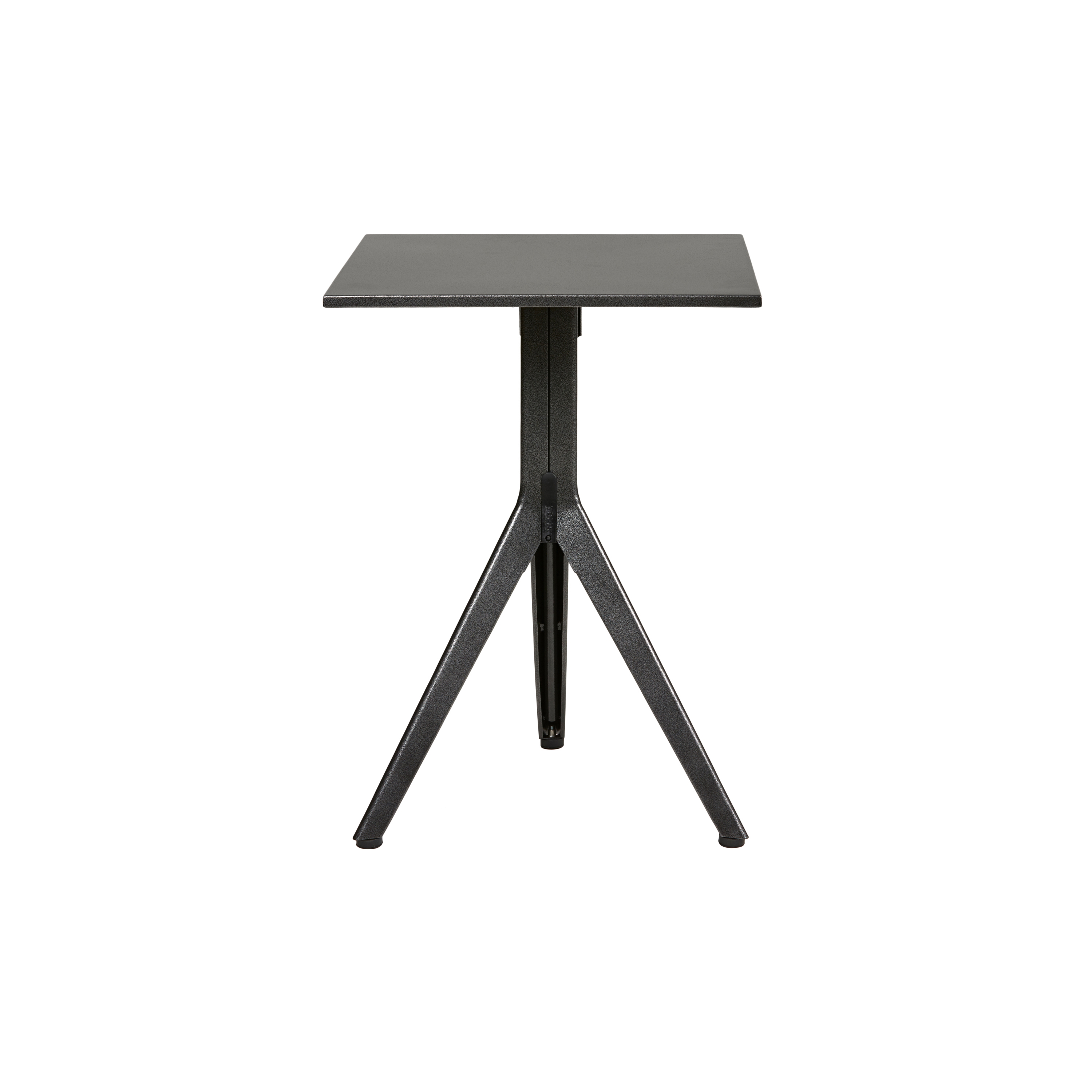 N pedestal table