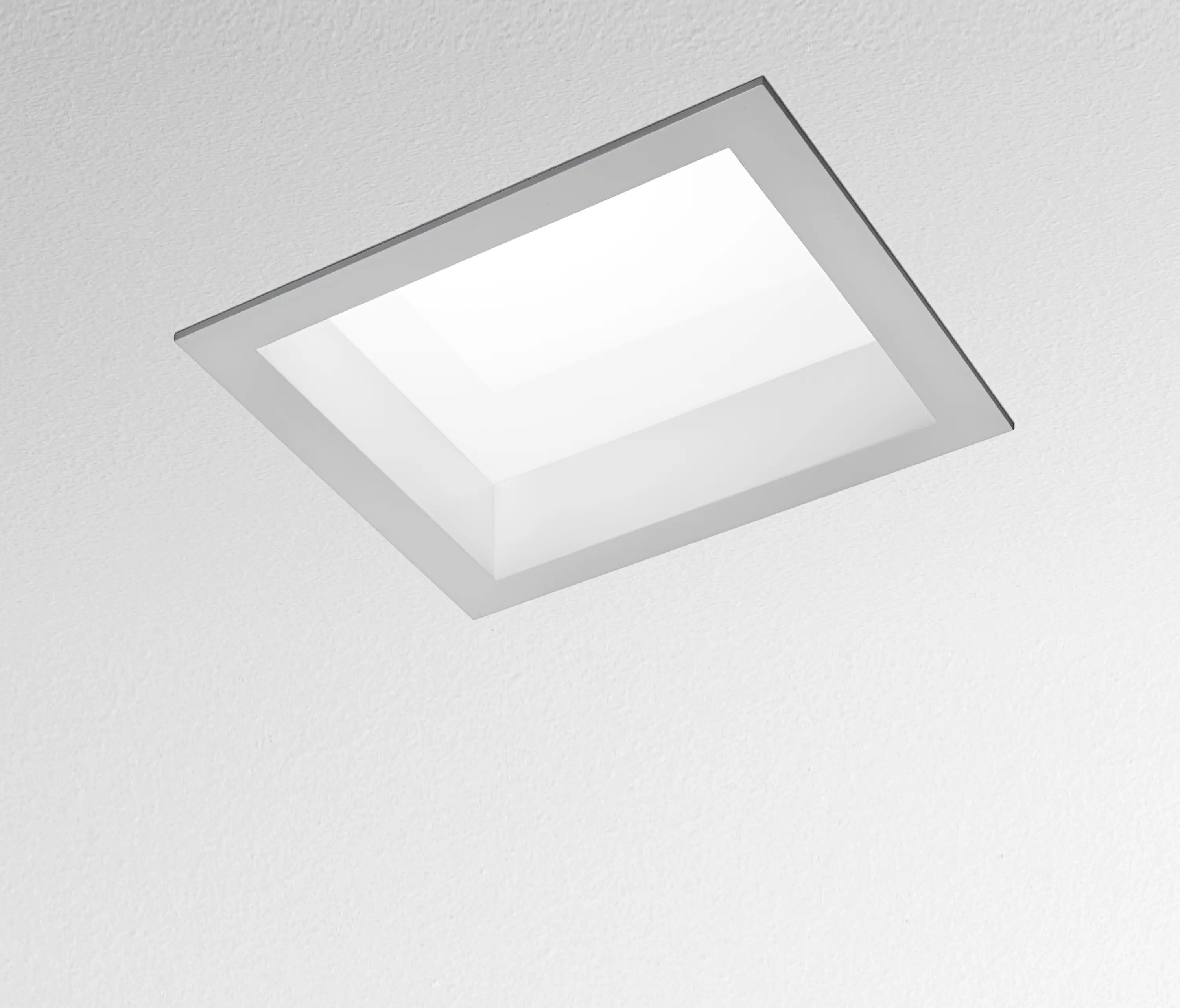 Artemide Architectural - Luceri Kadro Trim