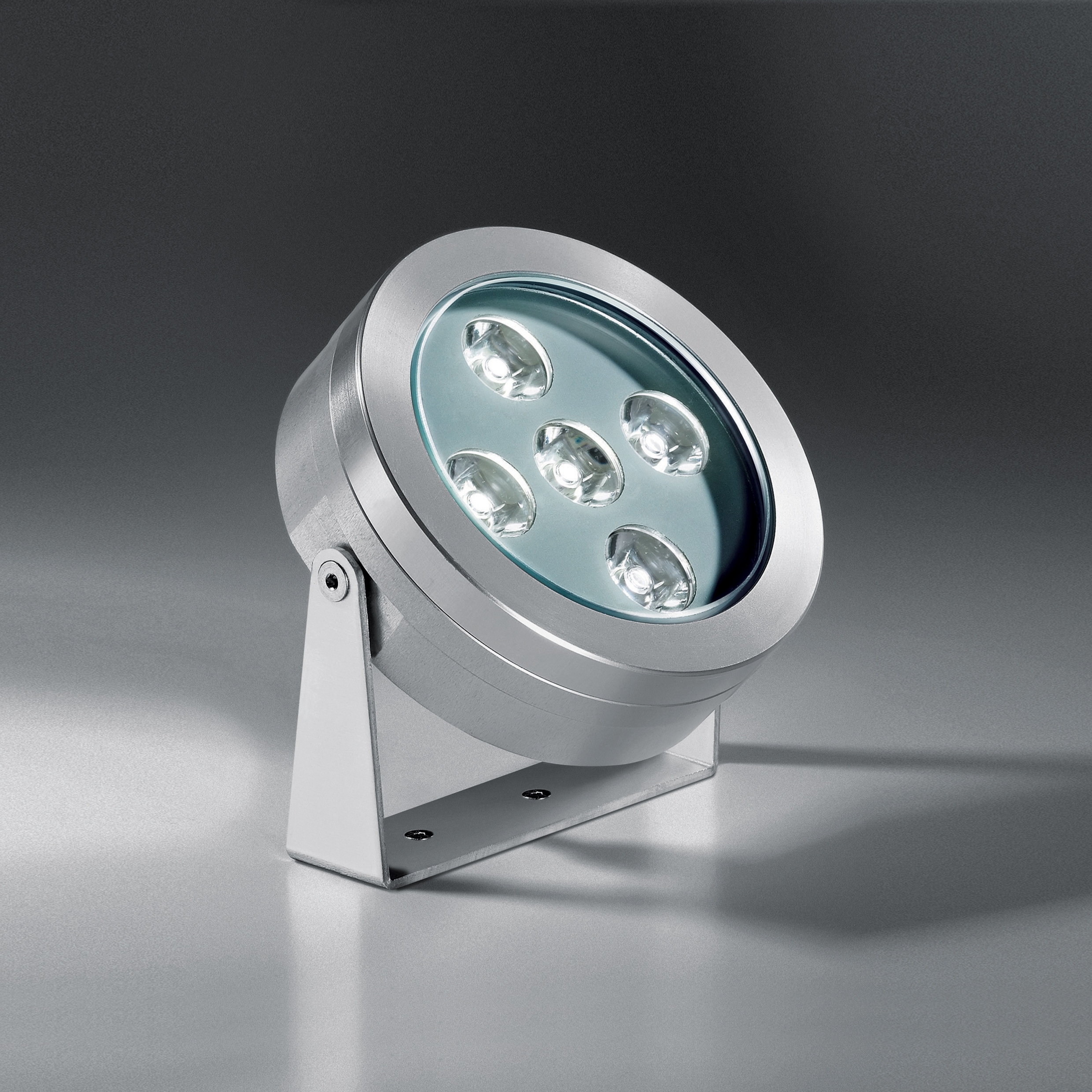Display product Ego spot from manufacturer Artemide Architectural