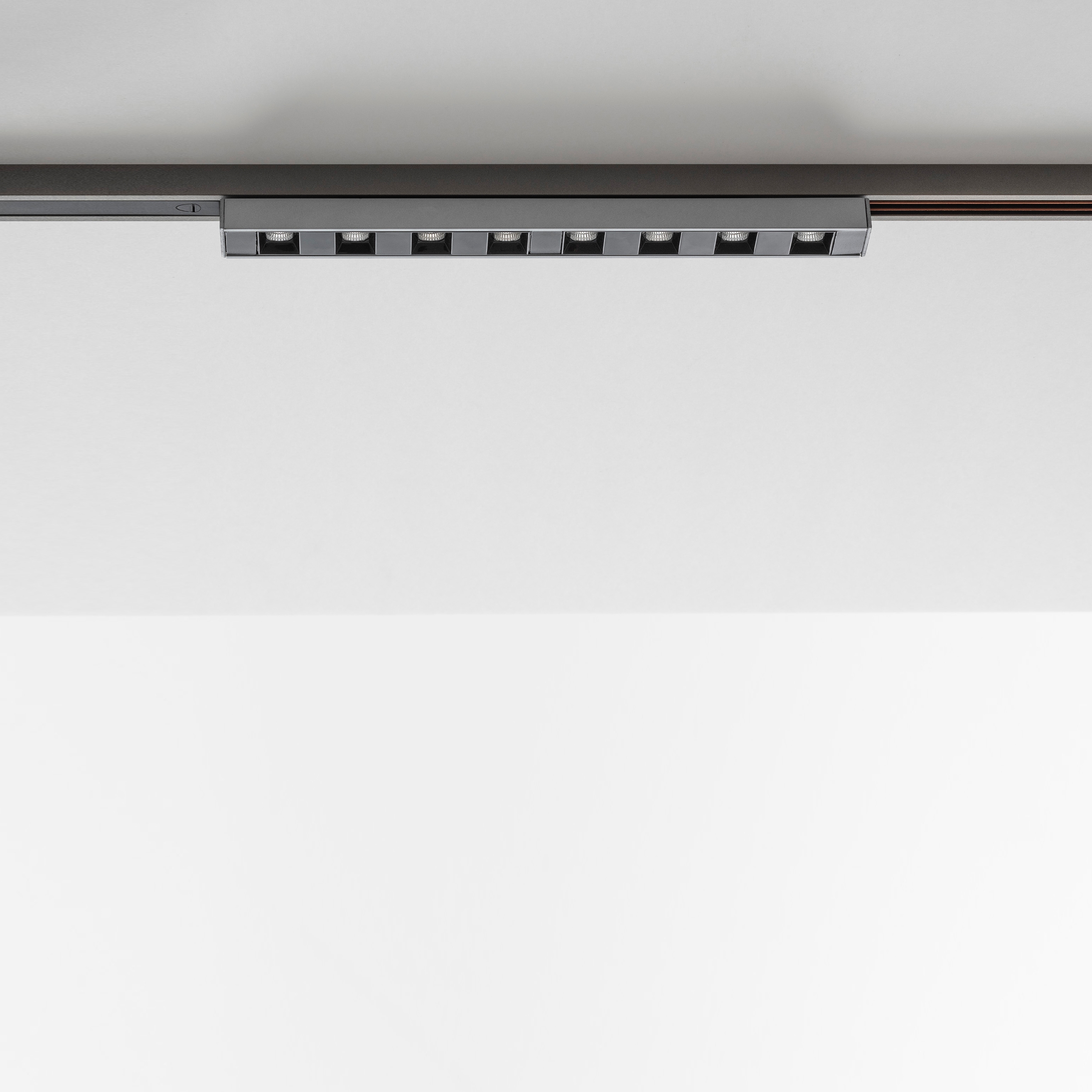 Display product Turn Around - Sharp - 8 LED from manufacturer Artemide Architectural