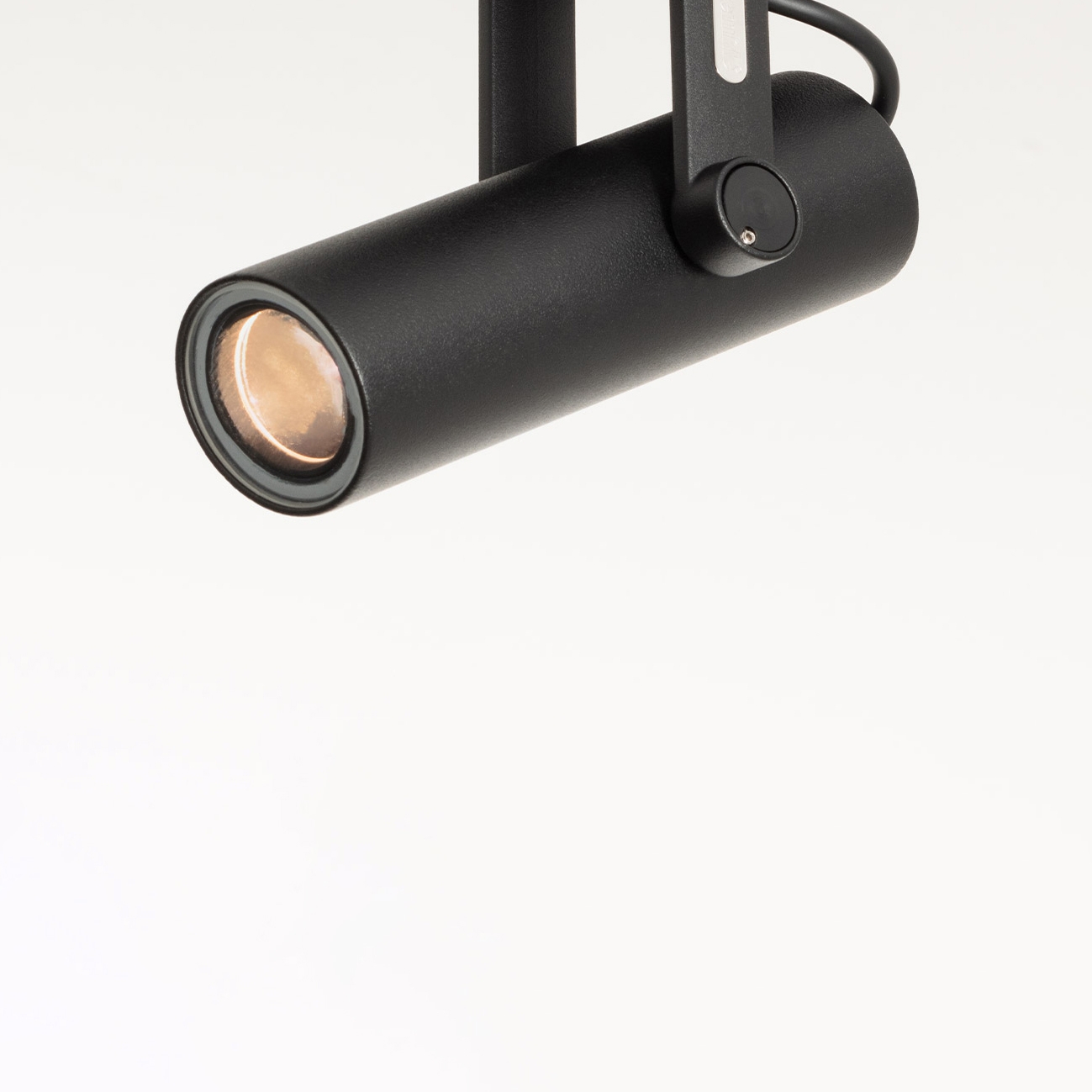 Display product Coherence from manufacturer Artemide Architectural