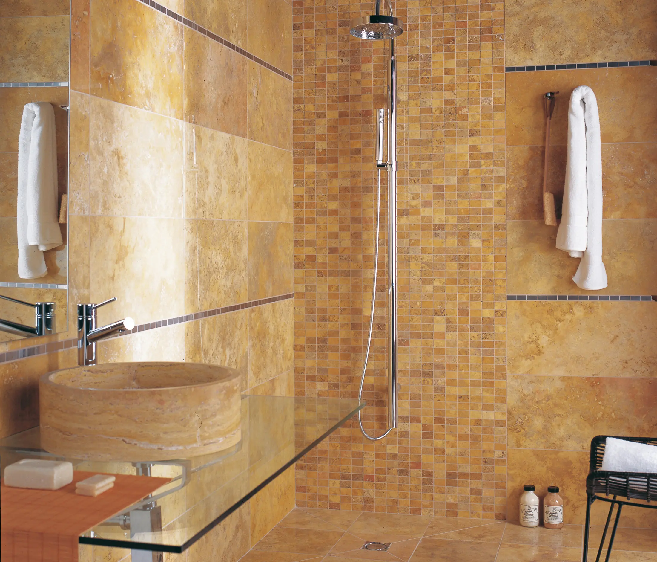 Porcelanosa - Travertino Cross Cut