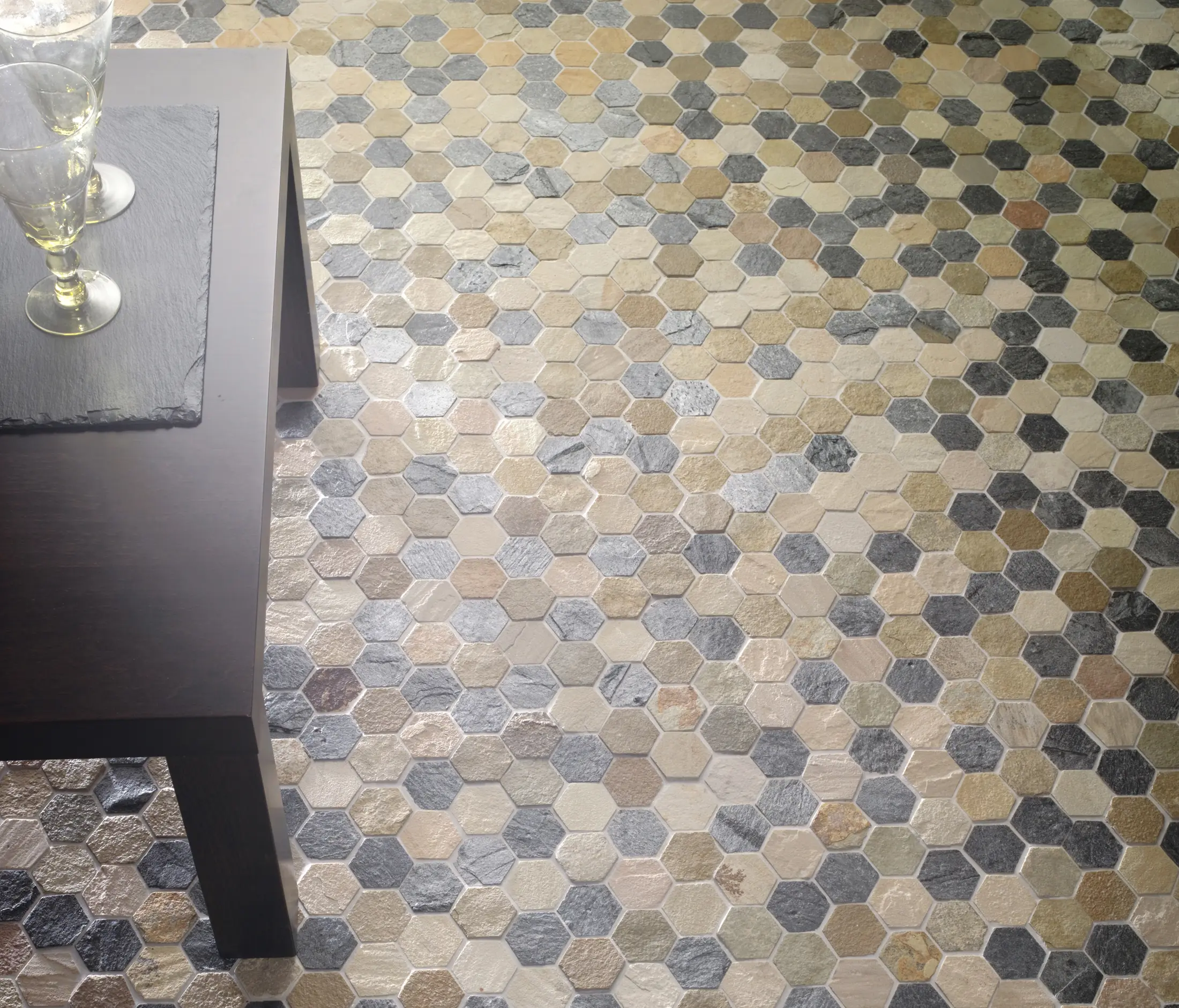 Porcelanosa - Anticato Broken Edge Rojo Crema