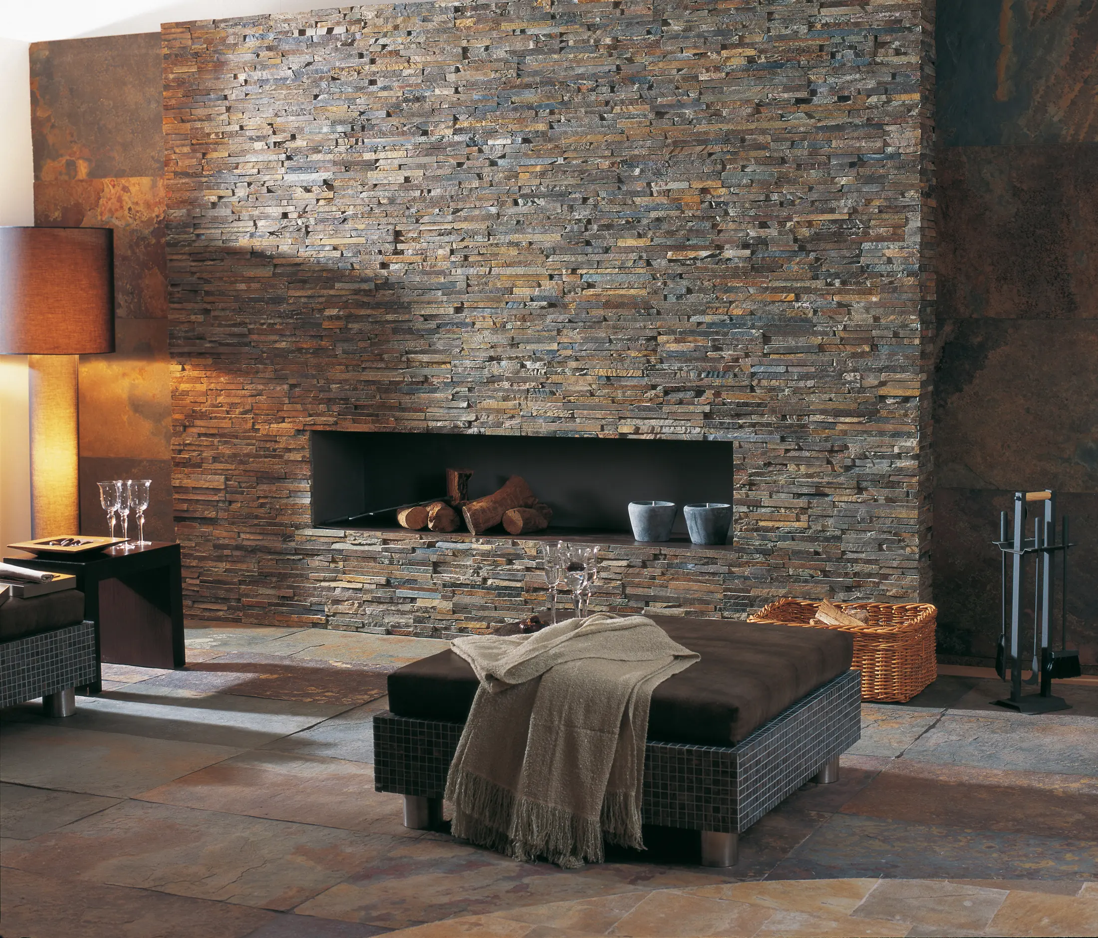 Porcelanosa - Strip Buthan
