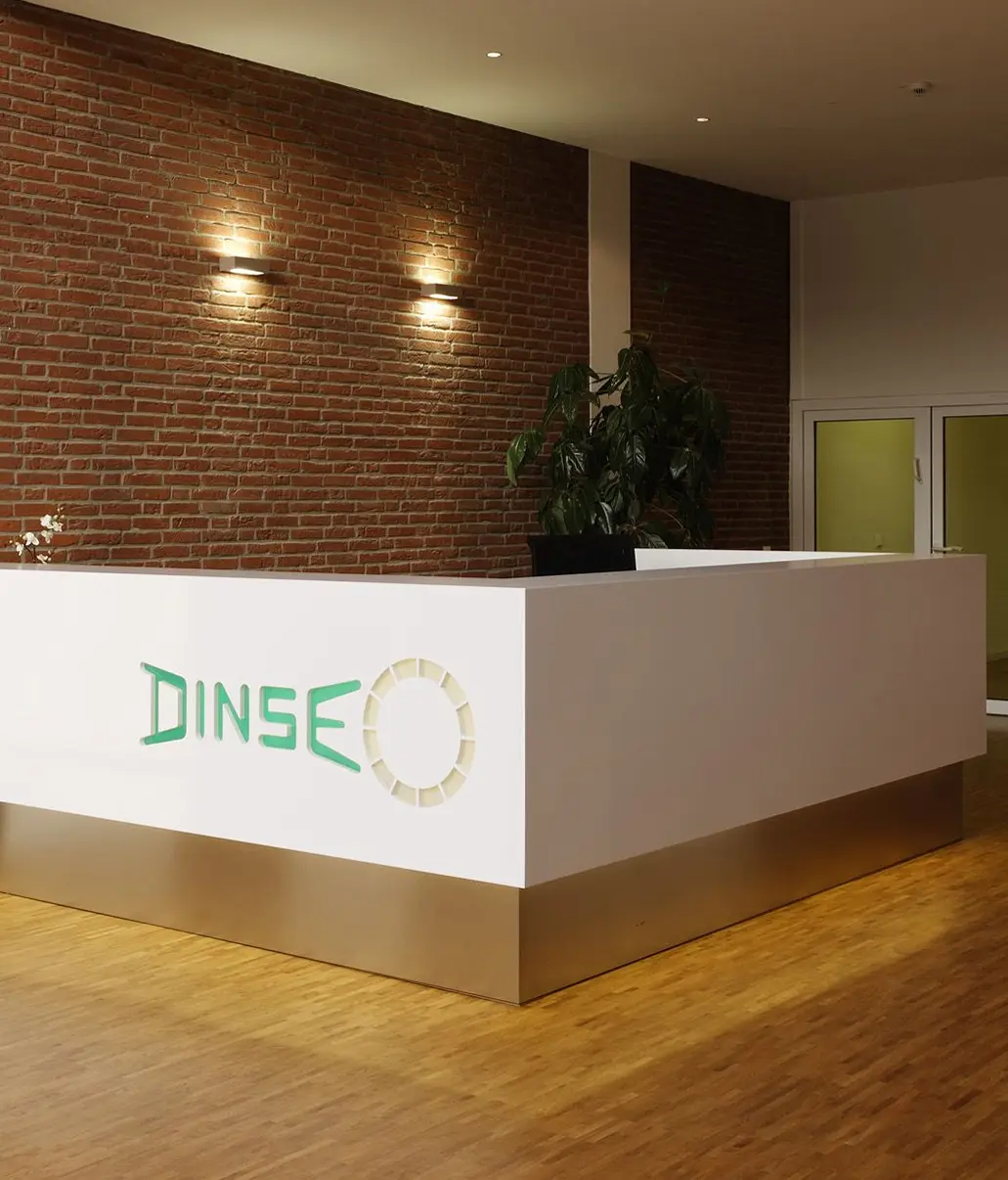 Plan W - Reception desk
