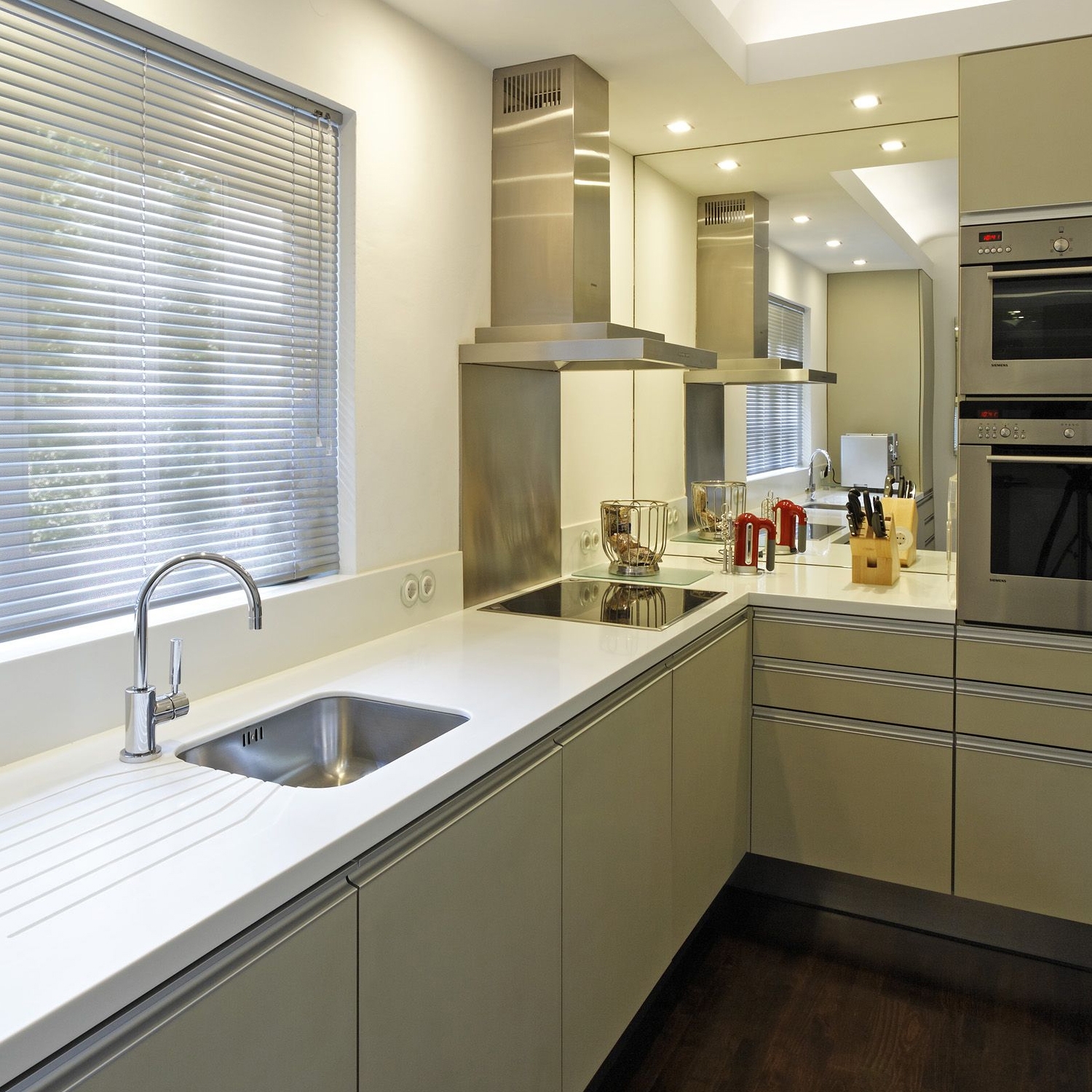 Vertoon produk Kitchens van vervaardiger Plan W