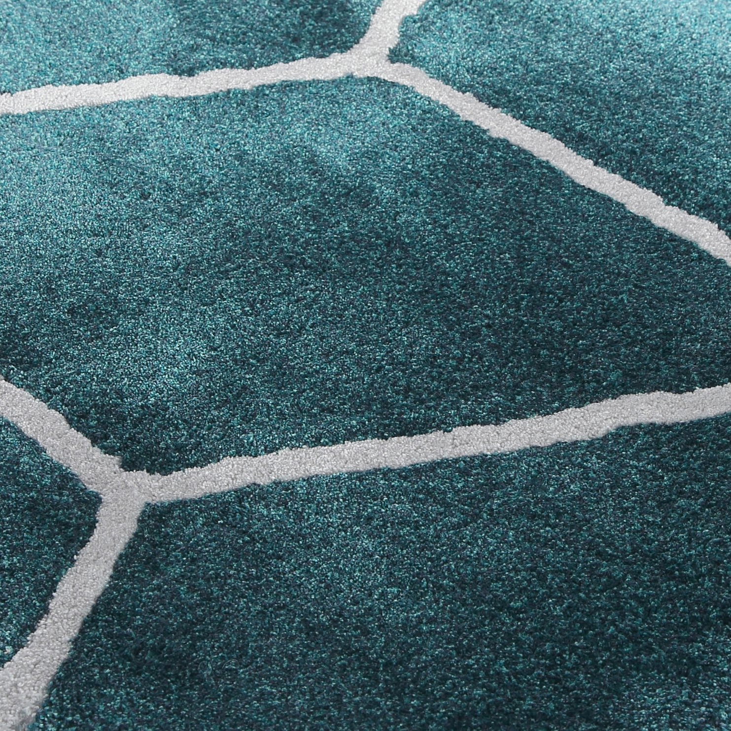 GridZone Cubes lake