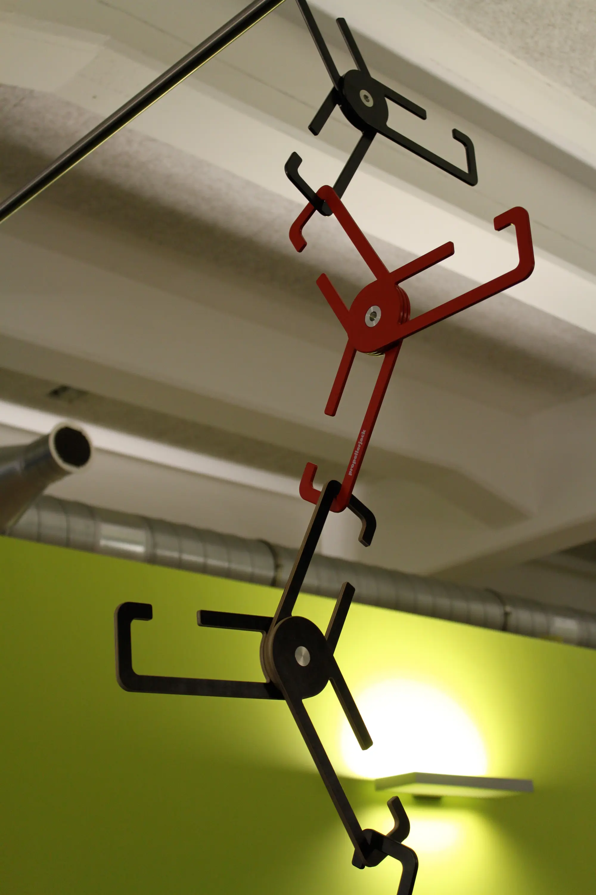 DEGAS - propellerjack PJ01 Coat hanger