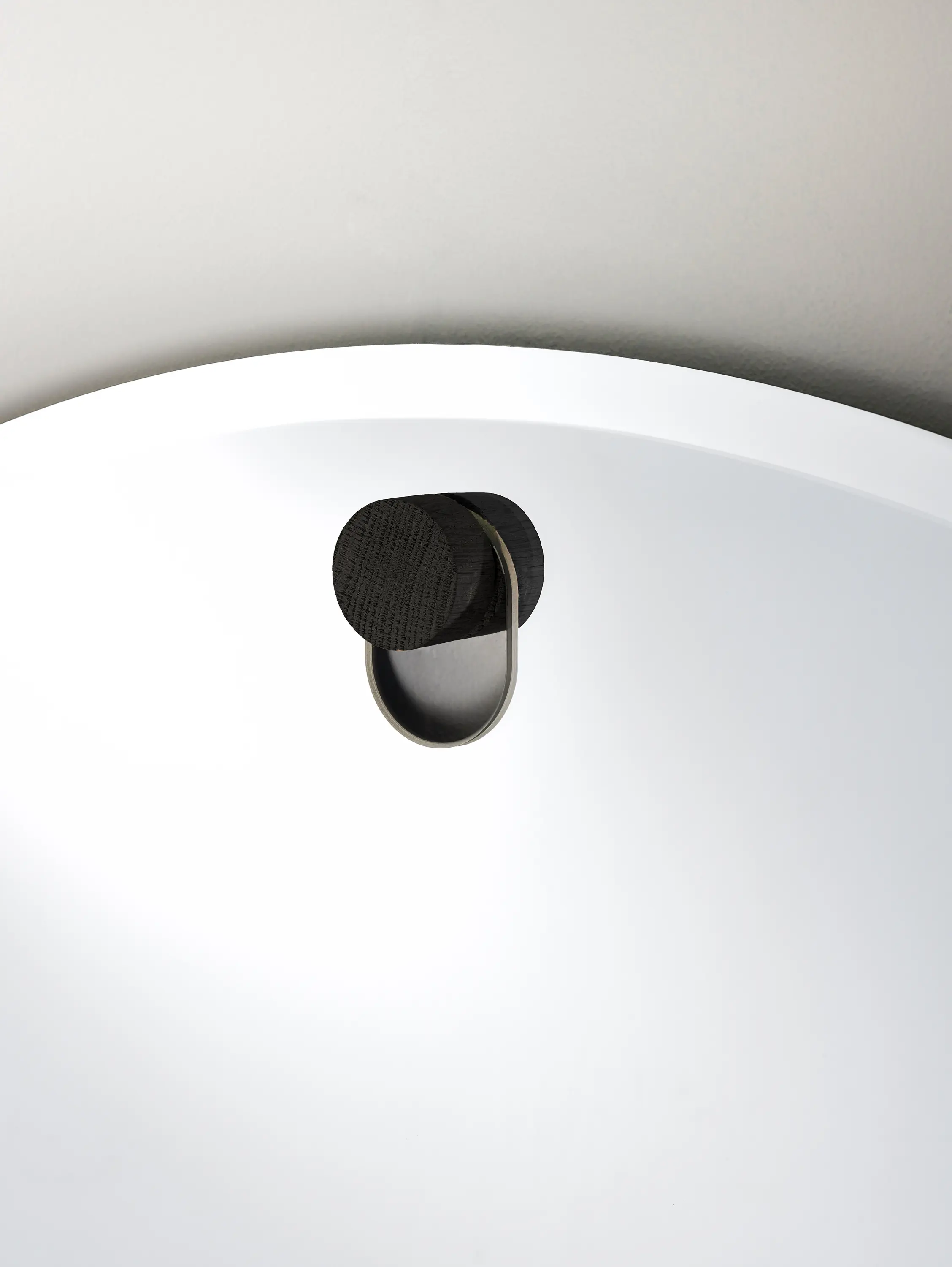 Deknudt Mirrors - Globo M