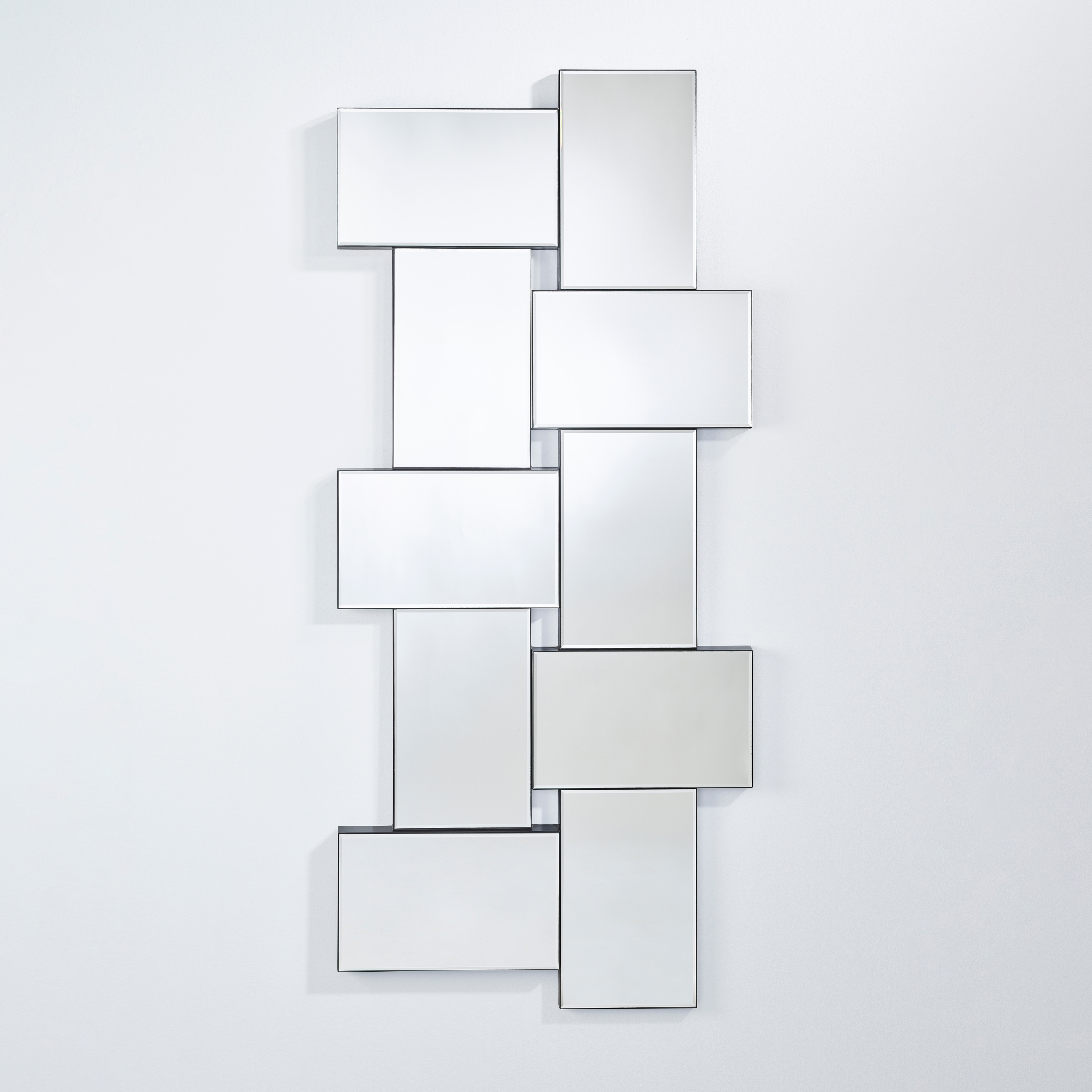Produkt Criss Cross des Herstellers Deknudt Mirrors anzeigen