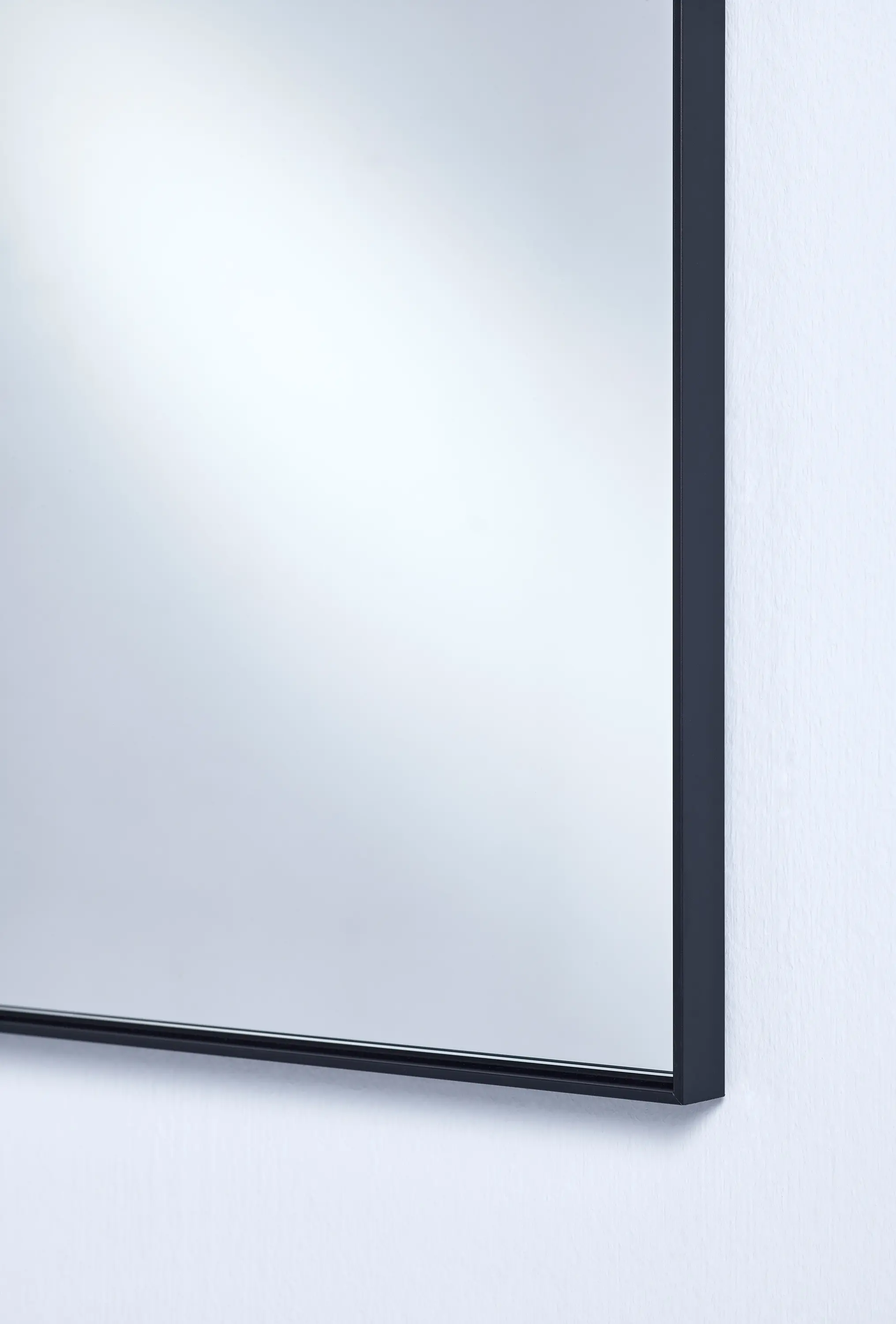 Deknudt Mirrors - Lucka Black Rect.