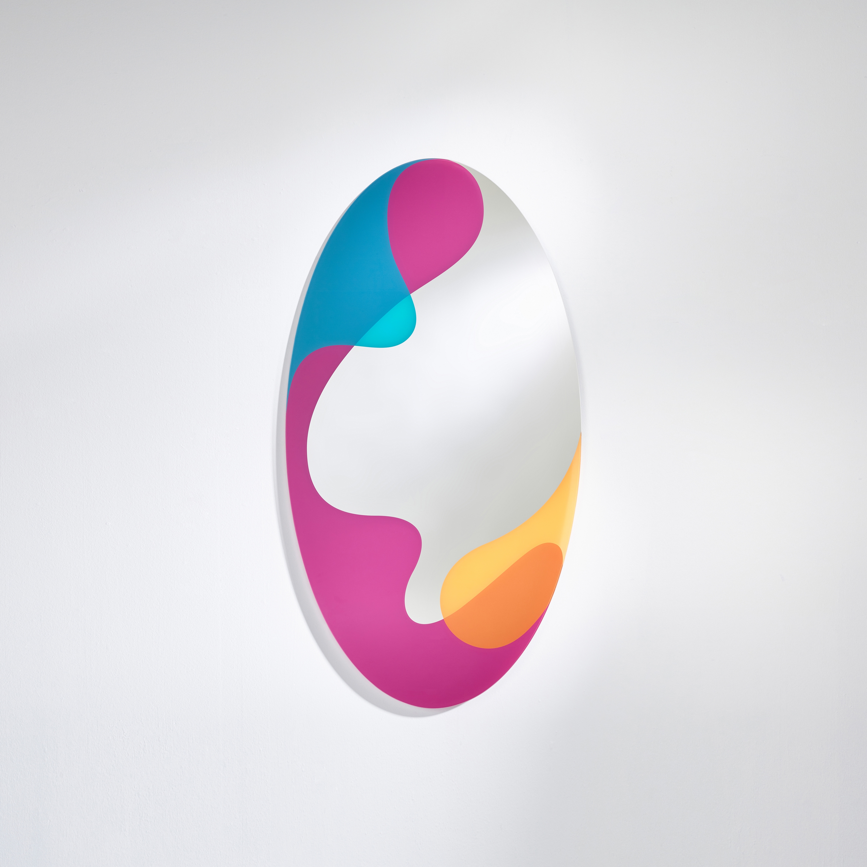 Display product Spektrum from manufacturer Deknudt Mirrors