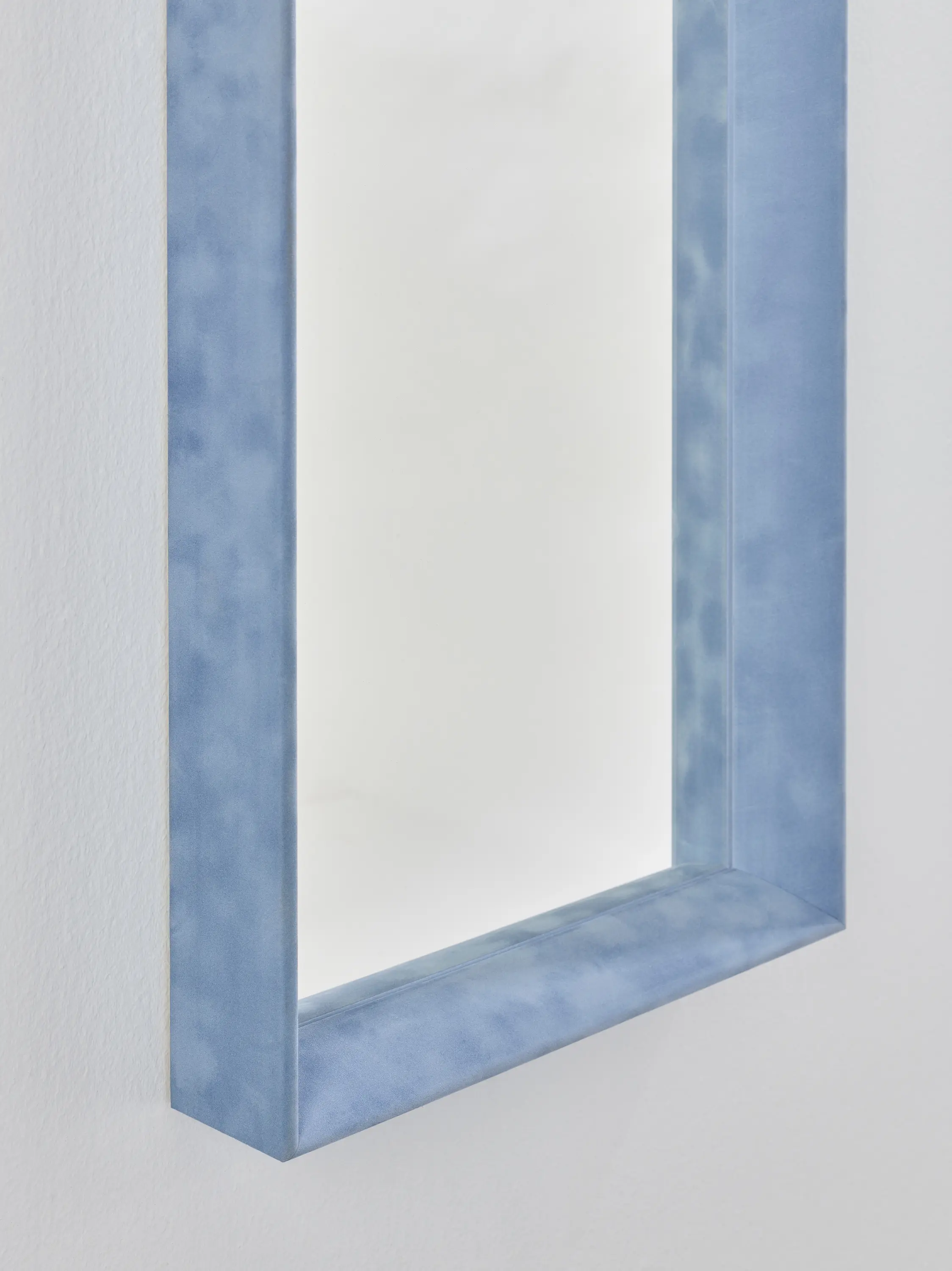 Deknudt Mirrors - Velvet Blue Small