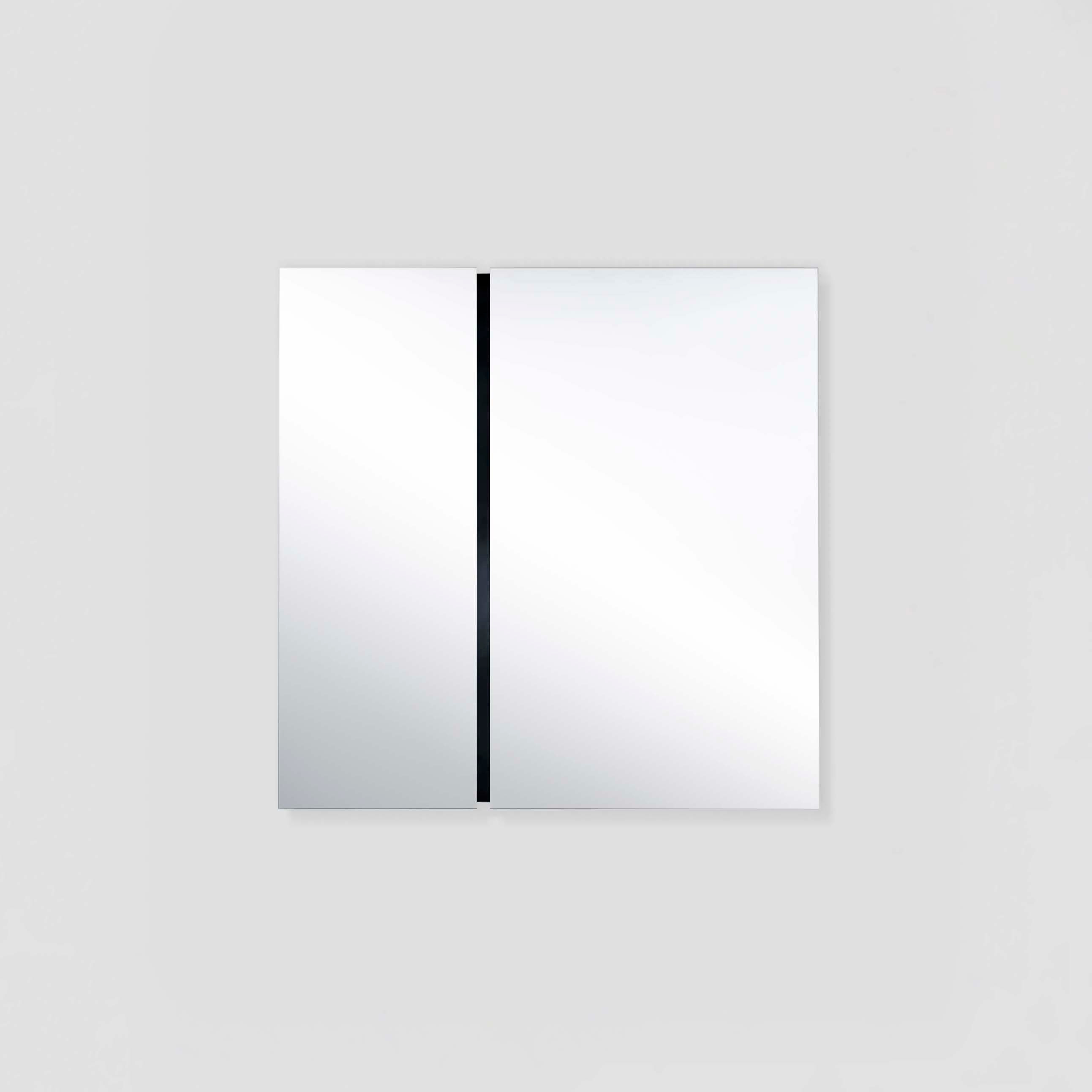 Display product Luna Black Rect. M from manufacturer Deknudt Mirrors