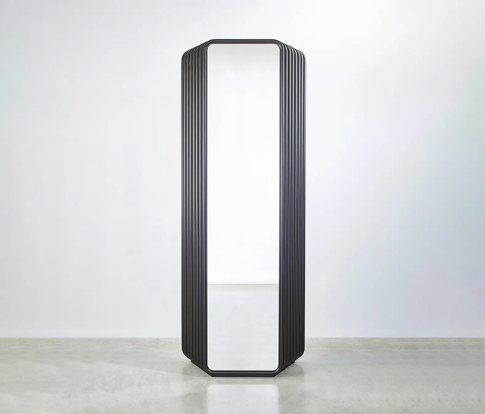 Deknudt Mirrors - Echo Black