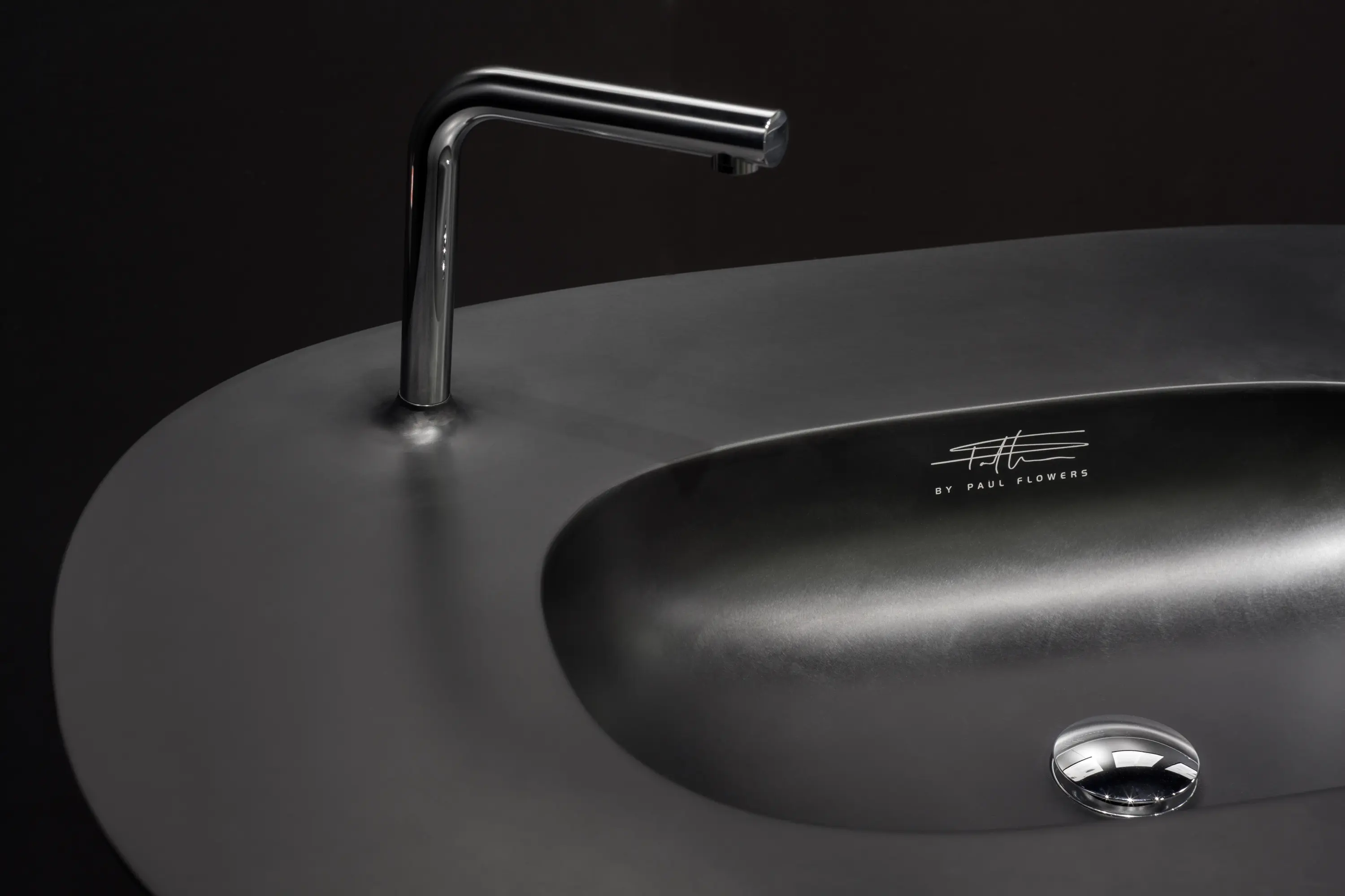 DuPont Corian - DuPont™ Corian® Deep Black Quartz