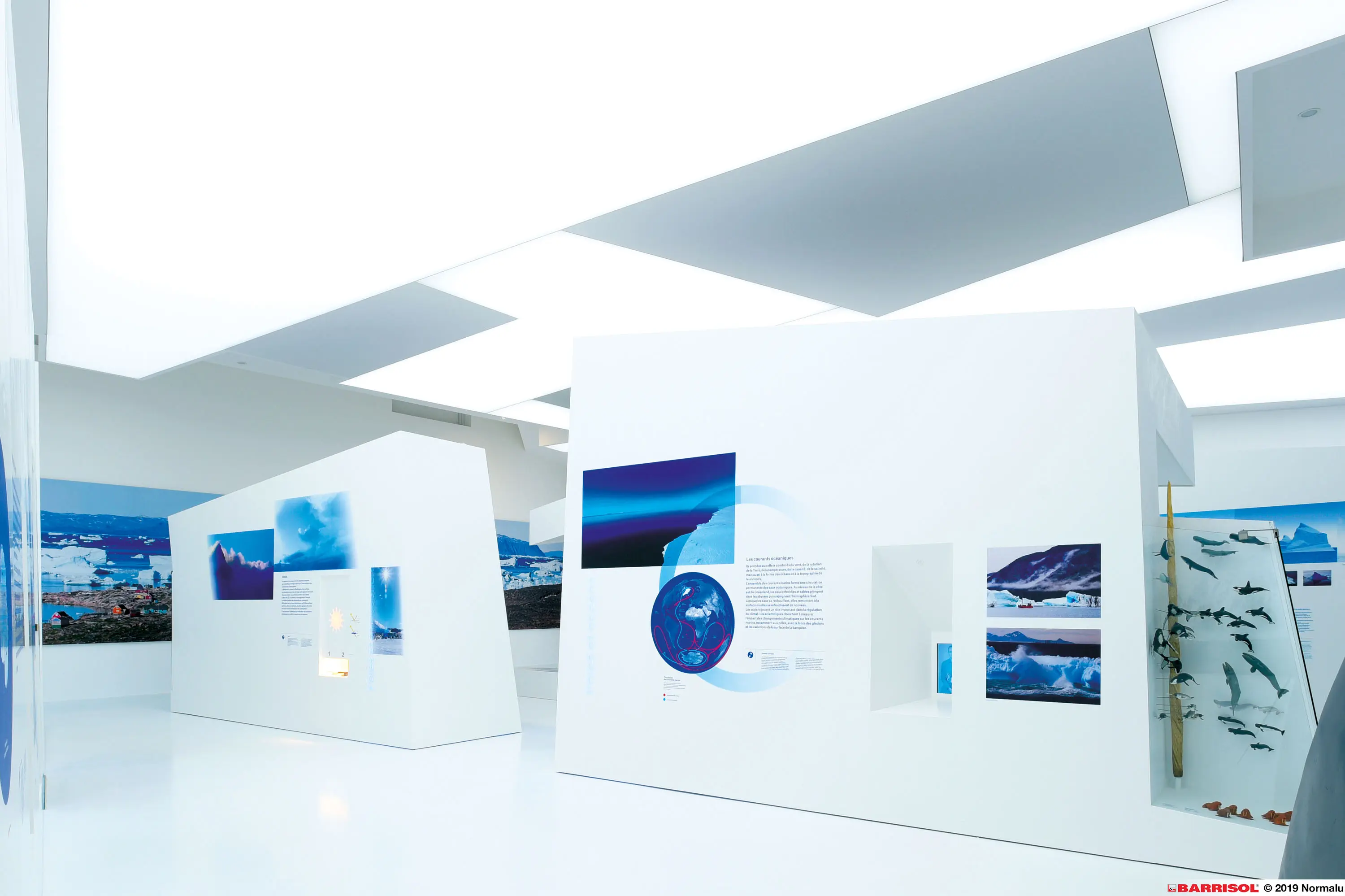 gallery-slide-0
