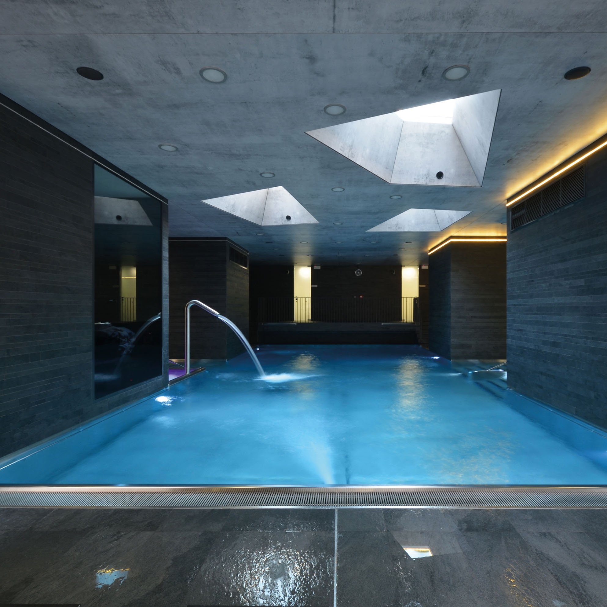 Display product Our solutions for interiors | Barrisol Concrete effect from manufacturer BARRISOL