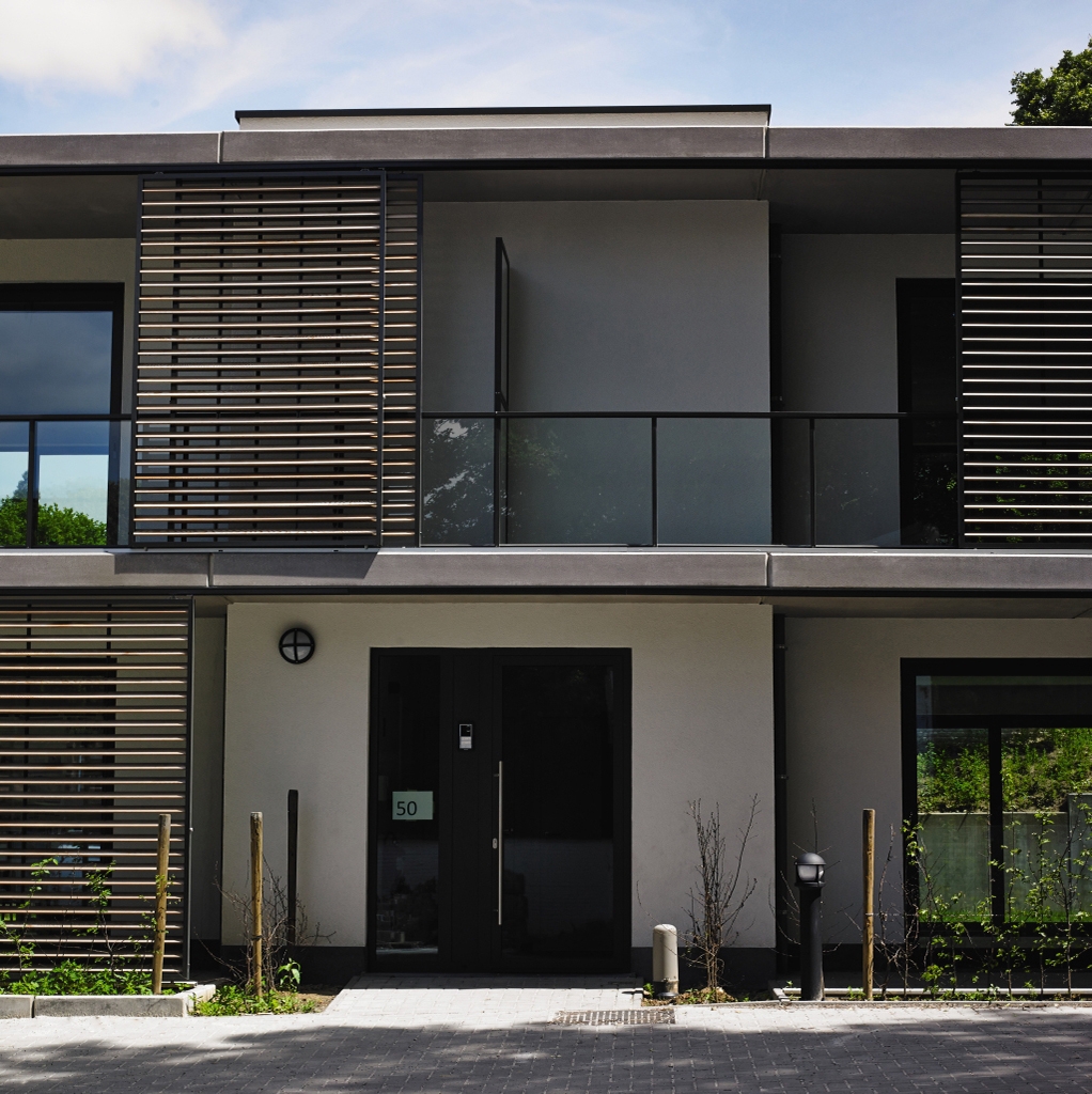 Display product Loggia from manufacturer Renson