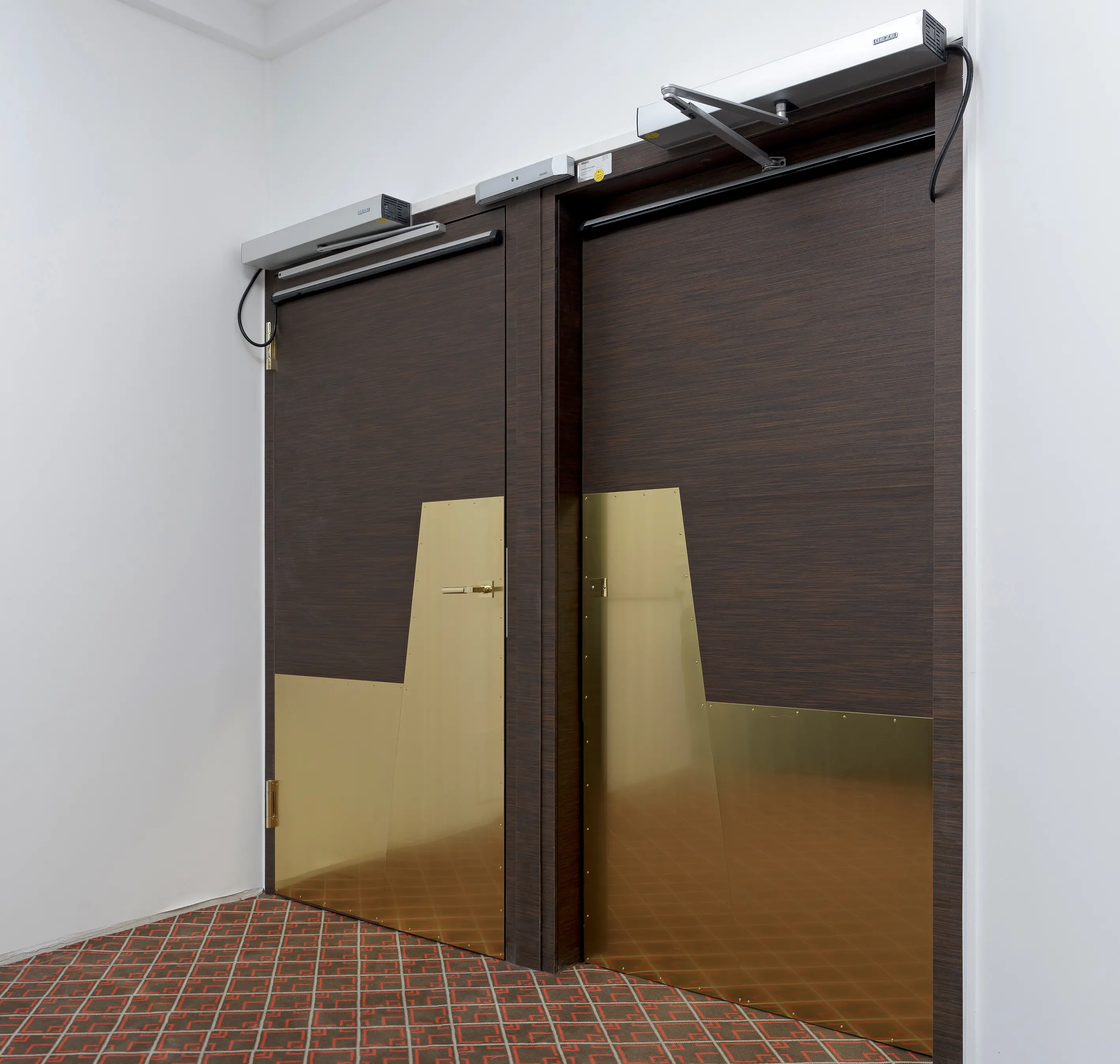 ComTür - Modern Doors Custom made stainless steel