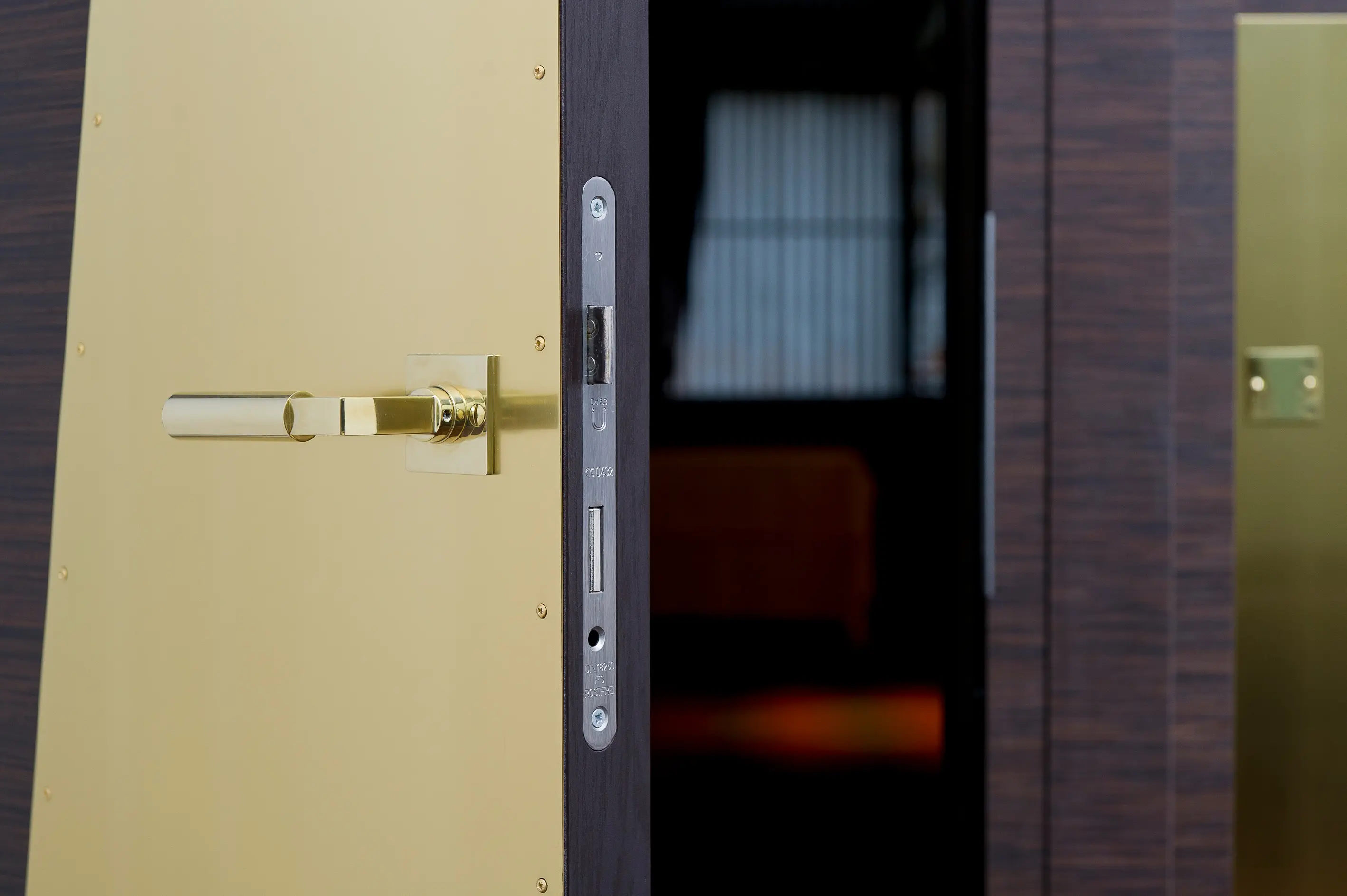 ComTür - Modern Doors Custom made stainless steel