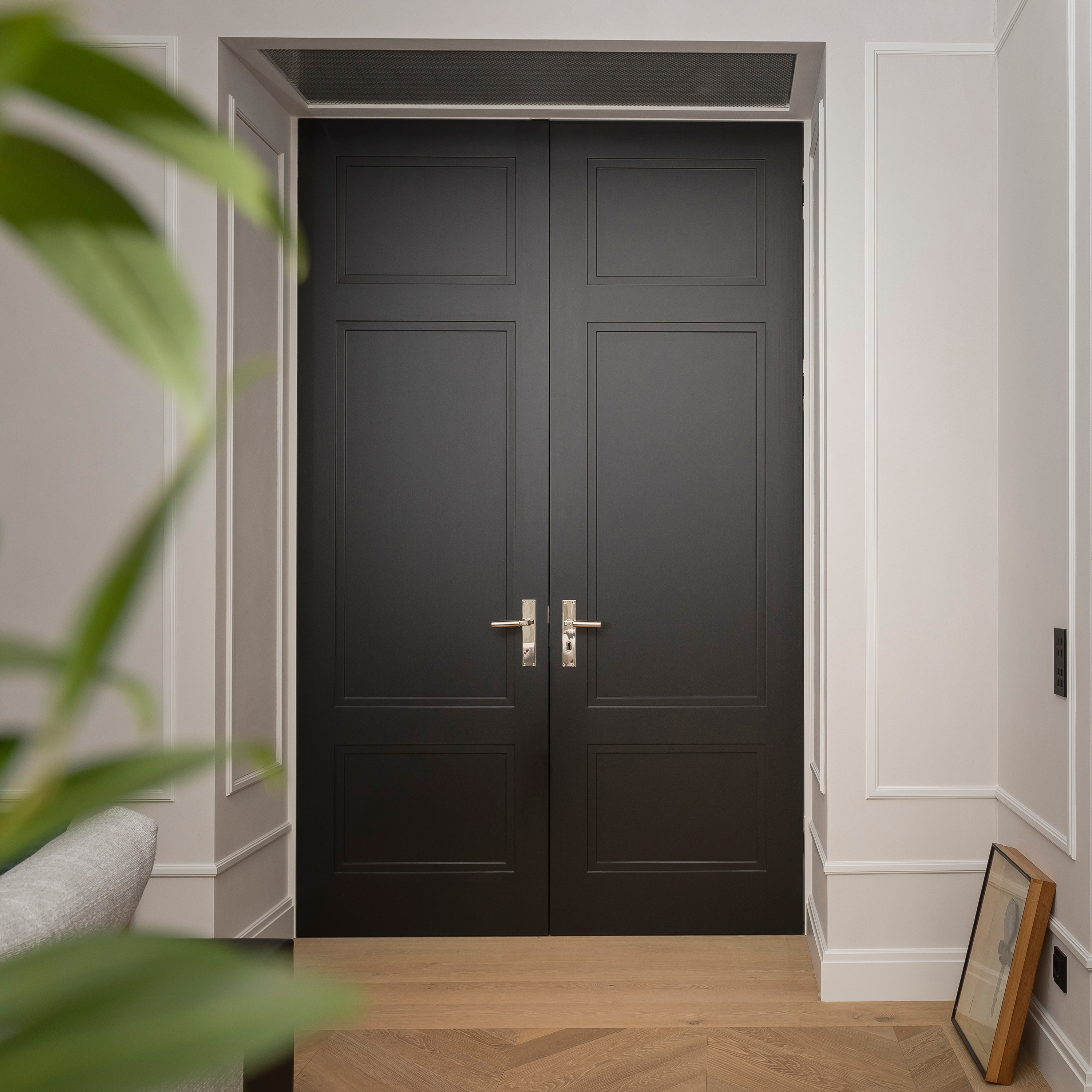 Produkt Klassische Innentüren Designtüren in Schwarz VIENNA des Herstellers ComTür anzeigen