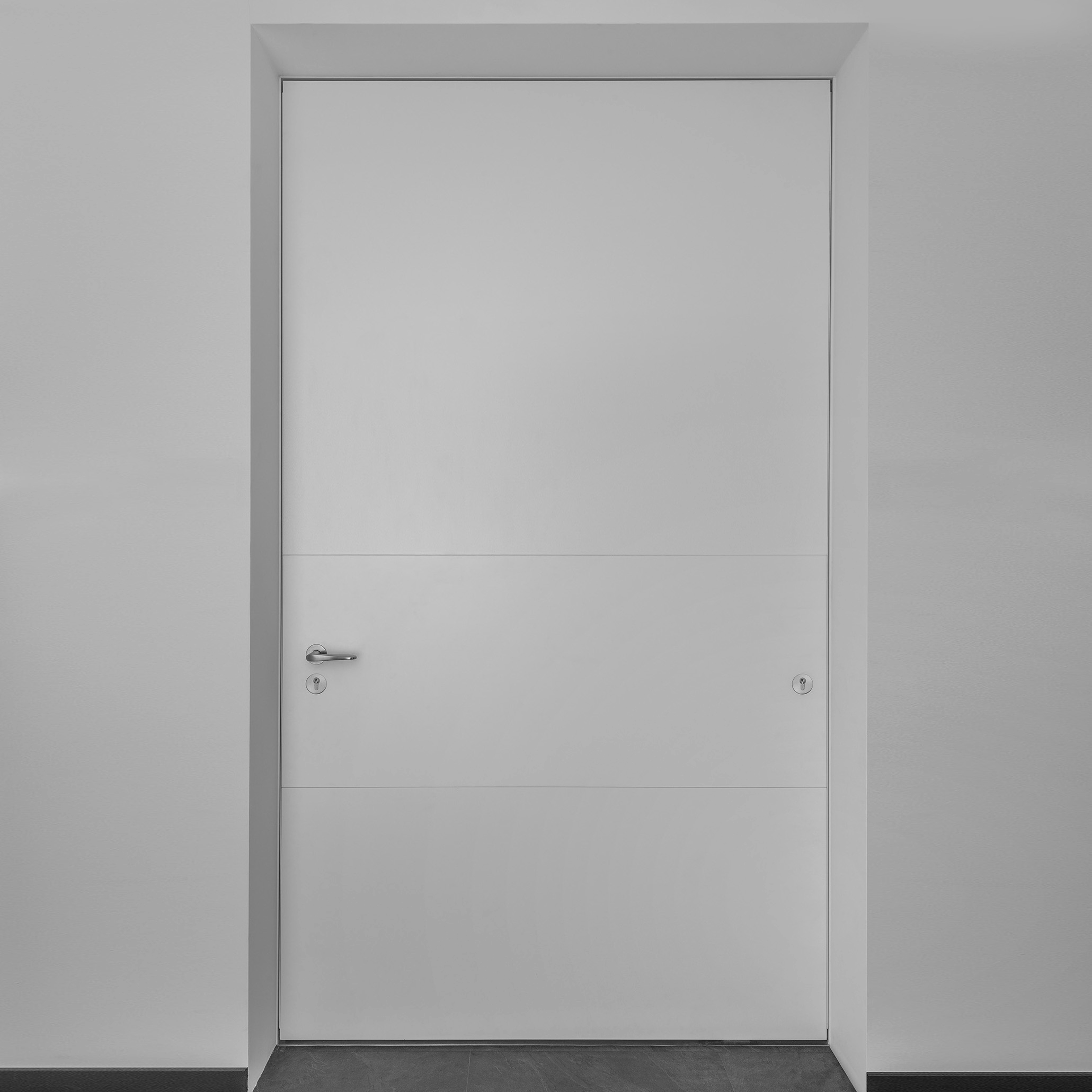 Display product Modern front doors pivot doors CIRCUM from manufacturer ComTür